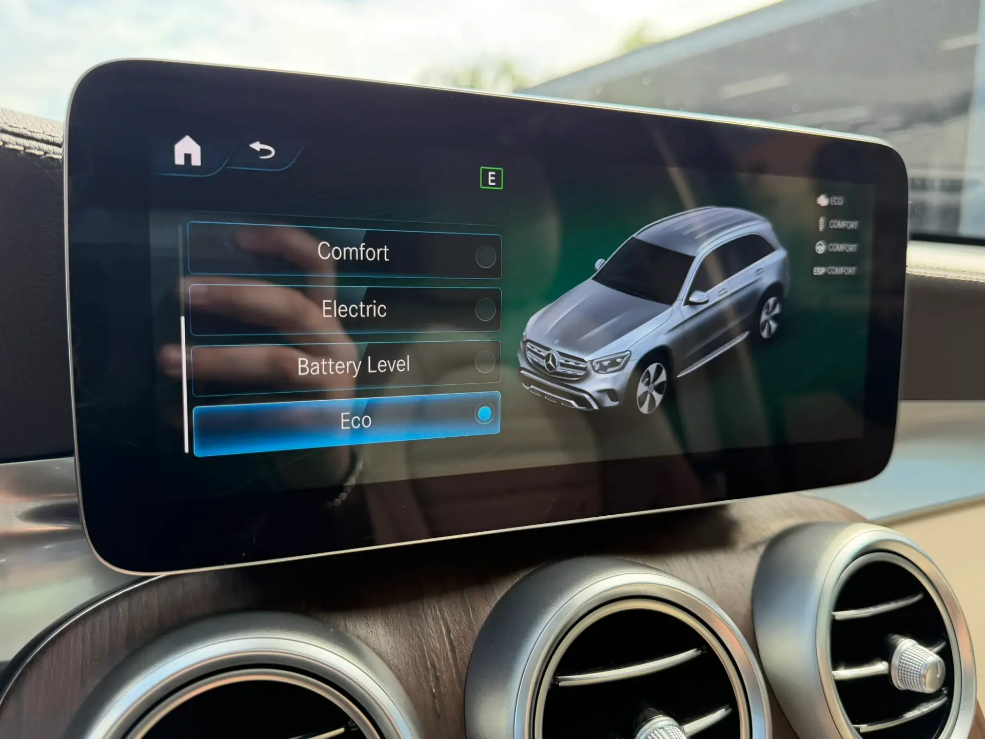 Mercedes-Benz GLC 300 de 4Matic 75