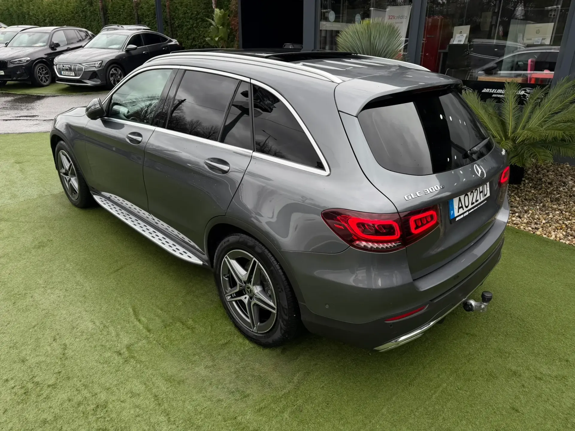 Mercedes-Benz GLC 300 e 4Matic 16