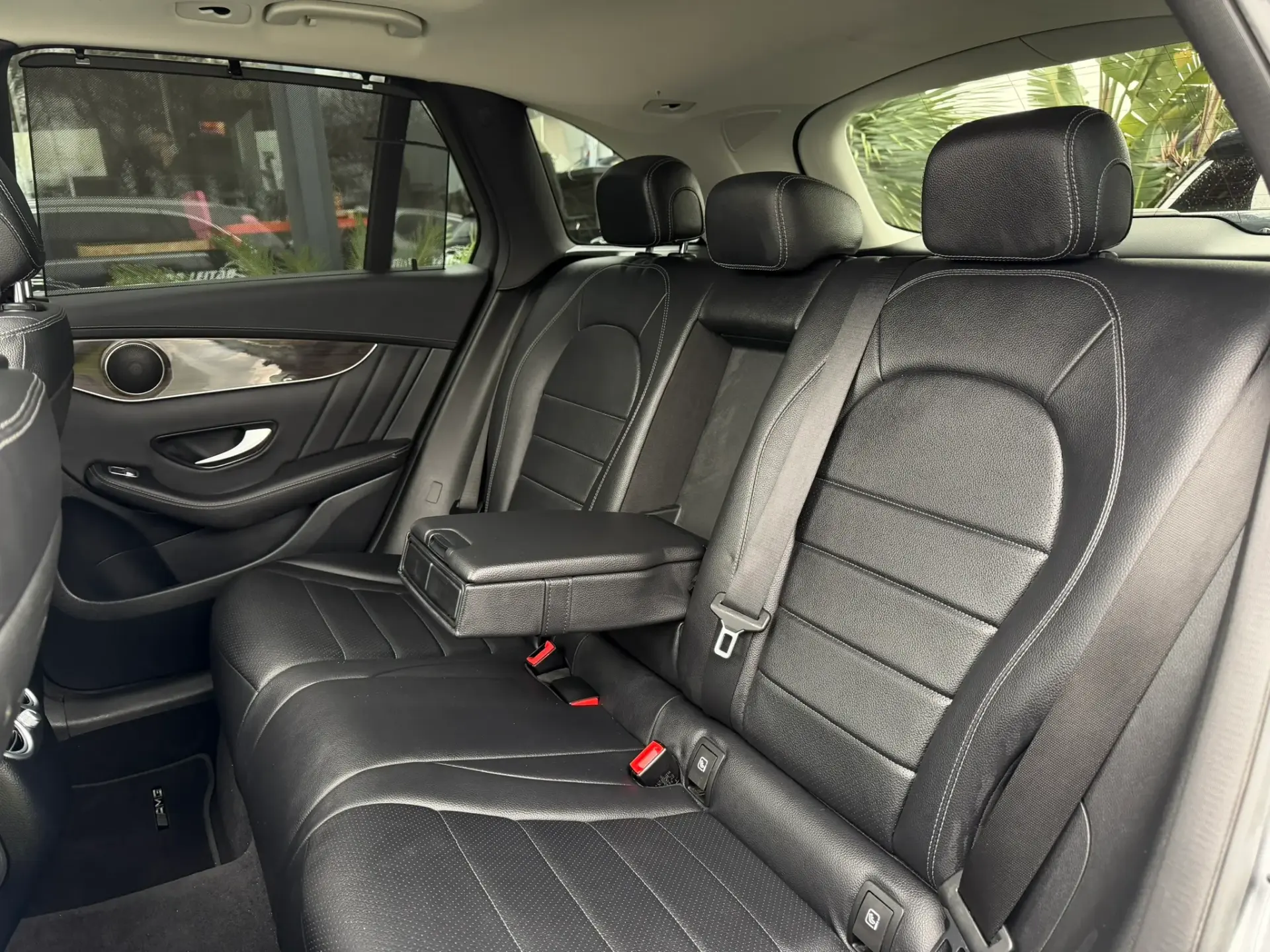 Mercedes-Benz GLC 300 e 4Matic 24