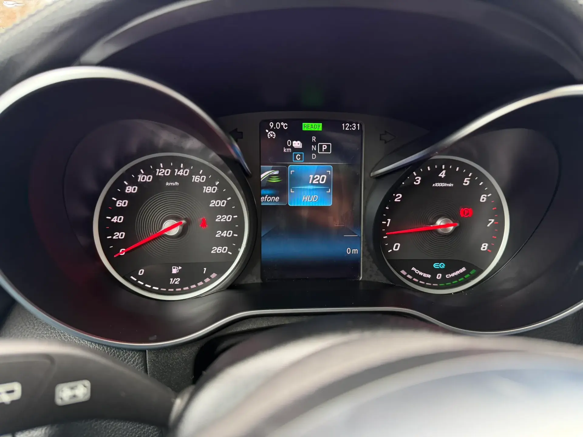 Mercedes-Benz GLC 300 e 4Matic 33