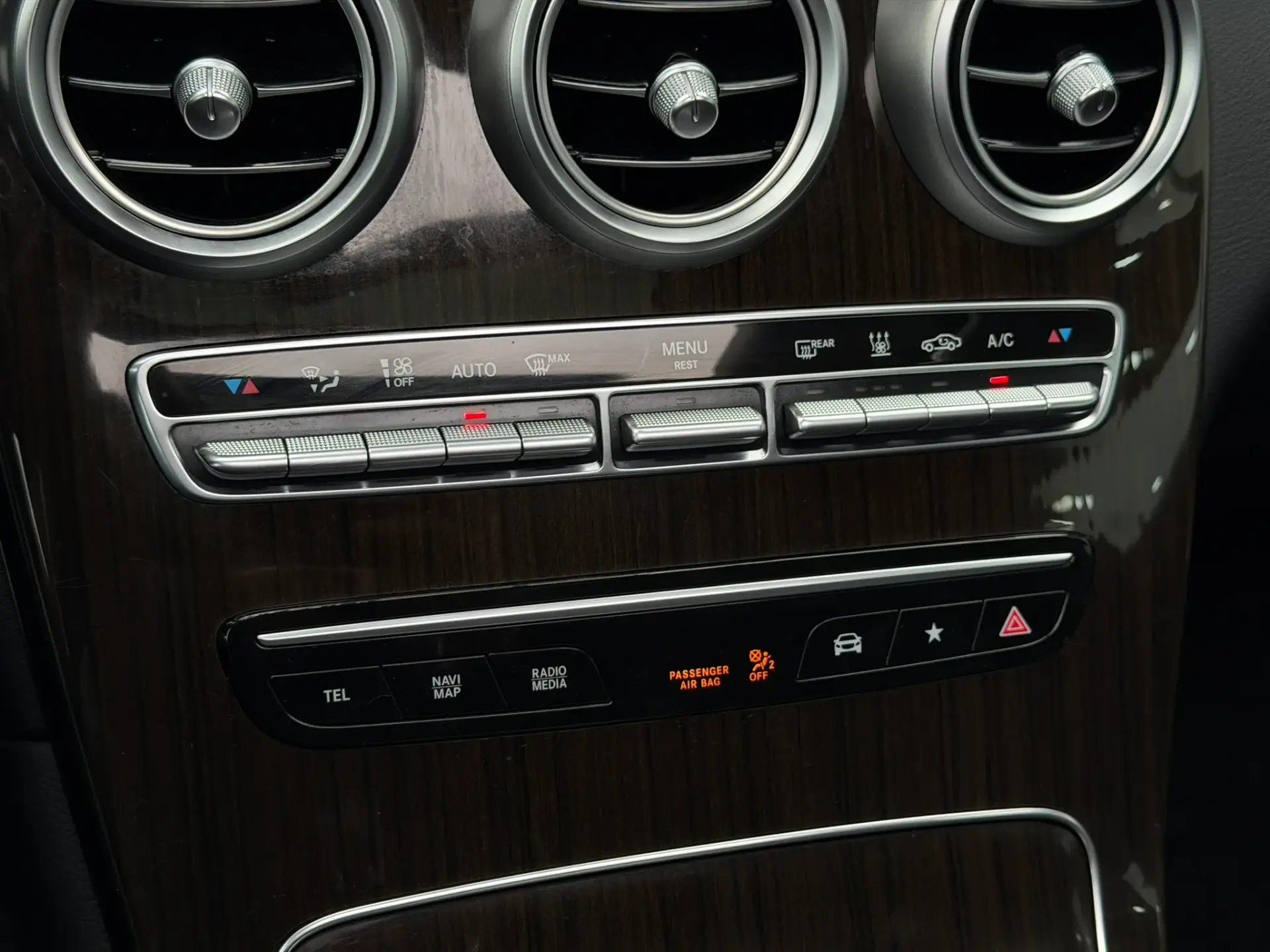 Mercedes-Benz GLC 300 e 4Matic 72