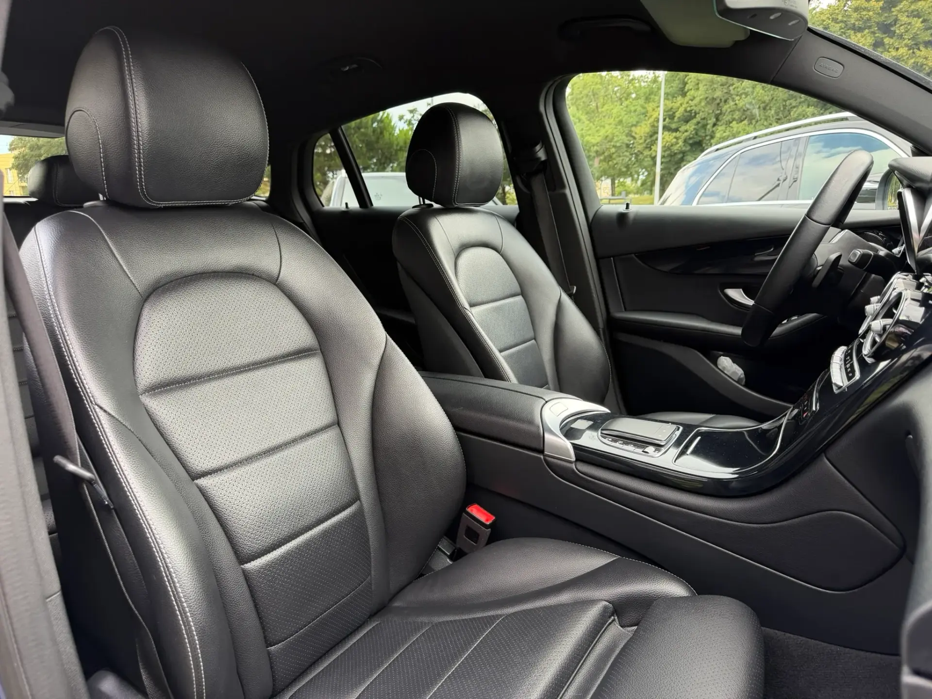Mercedes-Benz GLC 300 de Coupé 4Matic 17