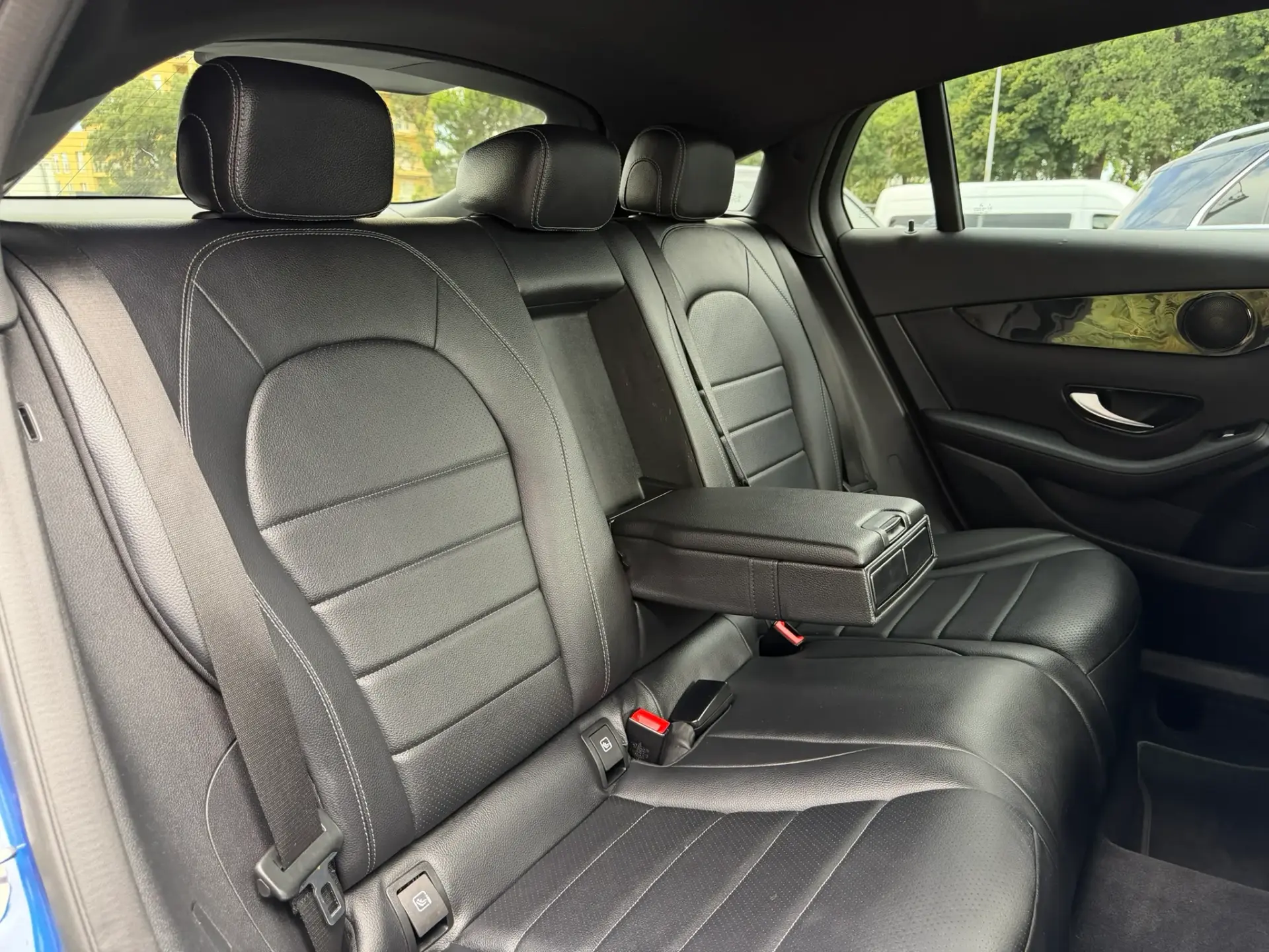 Mercedes-Benz GLC 300 de Coupé 4Matic 21