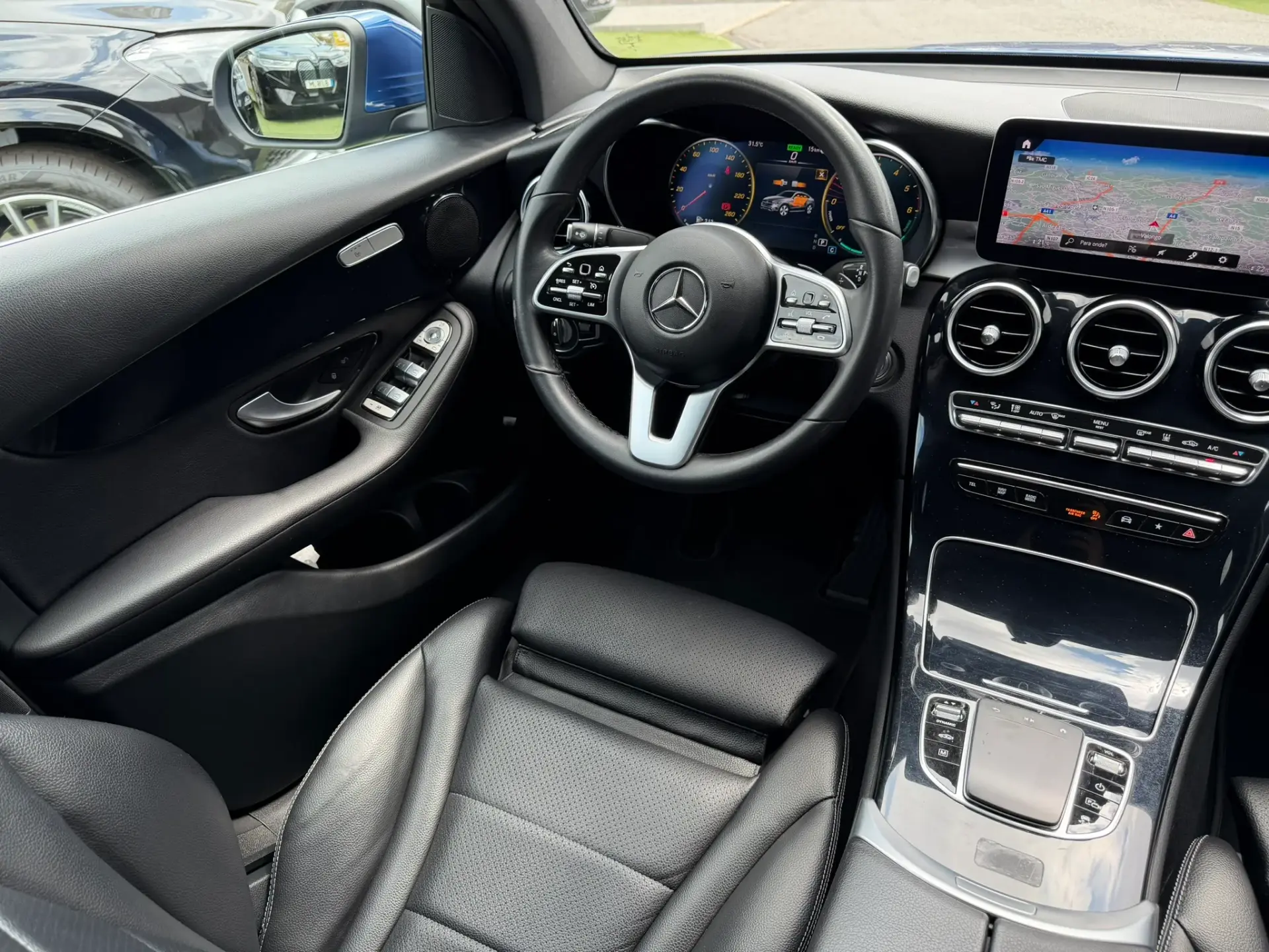 Mercedes-Benz GLC 300 de Coupé 4Matic 23