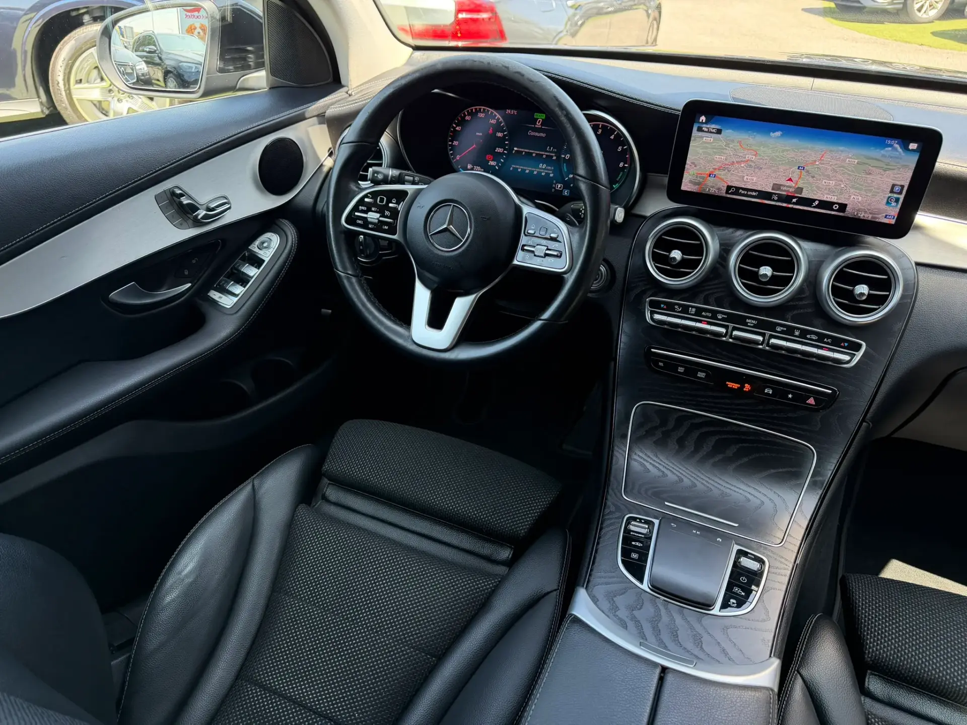Mercedes-Benz GLC 300 de 4Matic 25