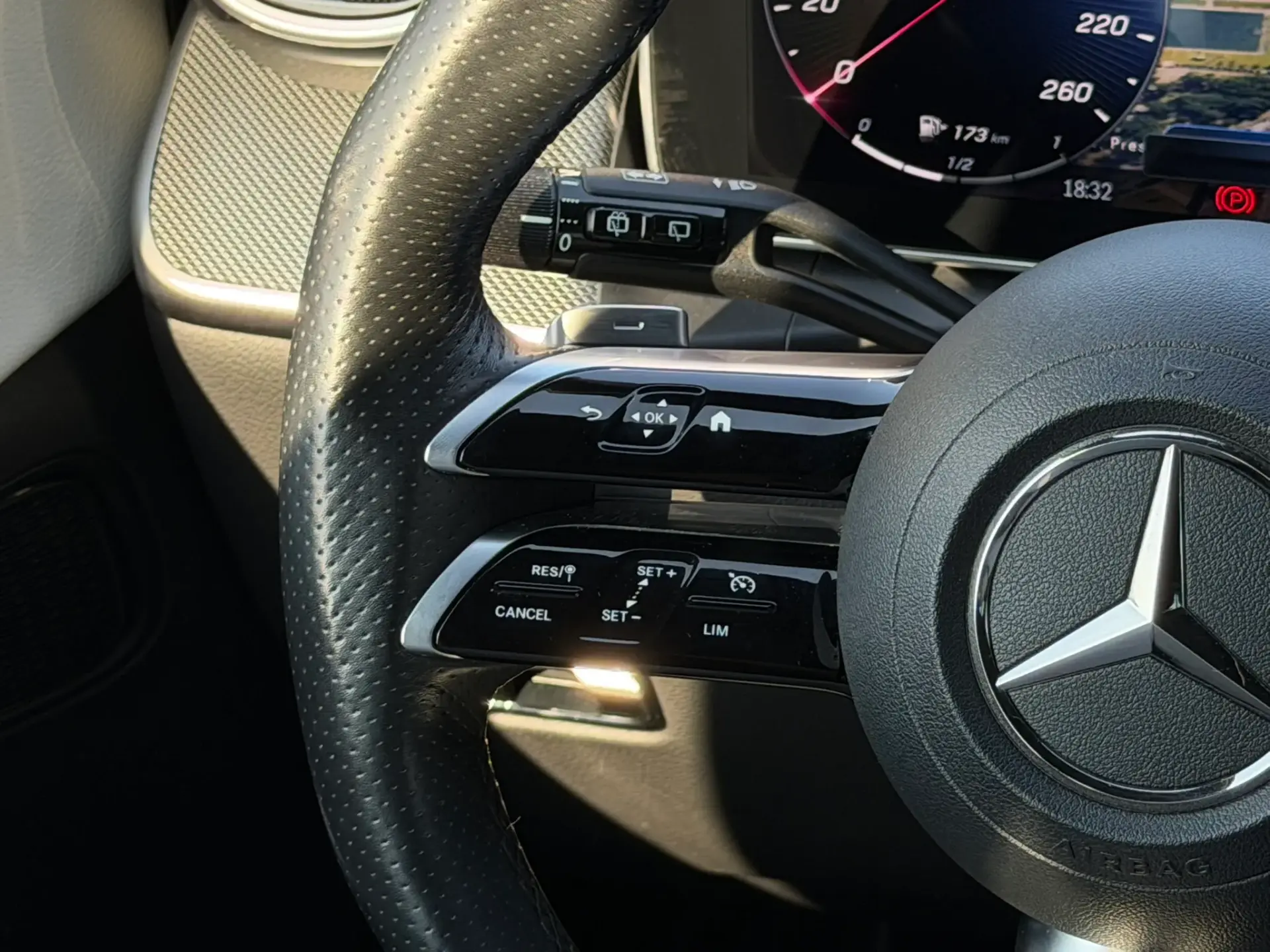 Mercedes-Benz GLC 400 e 4Matic 34