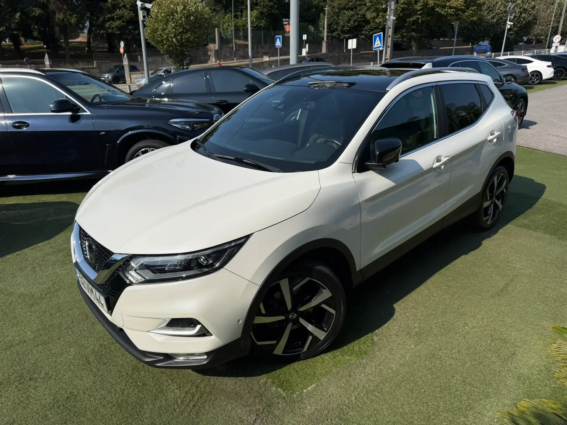 Nissan Qashqai 1.6 dCi Tekna Premium Pele Preta Xtronic 6
