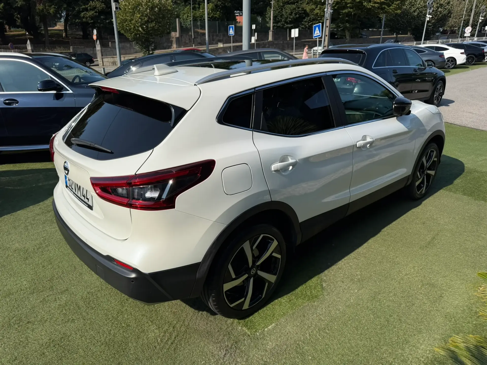 Nissan Qashqai 1.6 dCi Tekna Premium Pele Preta Xtronic 11