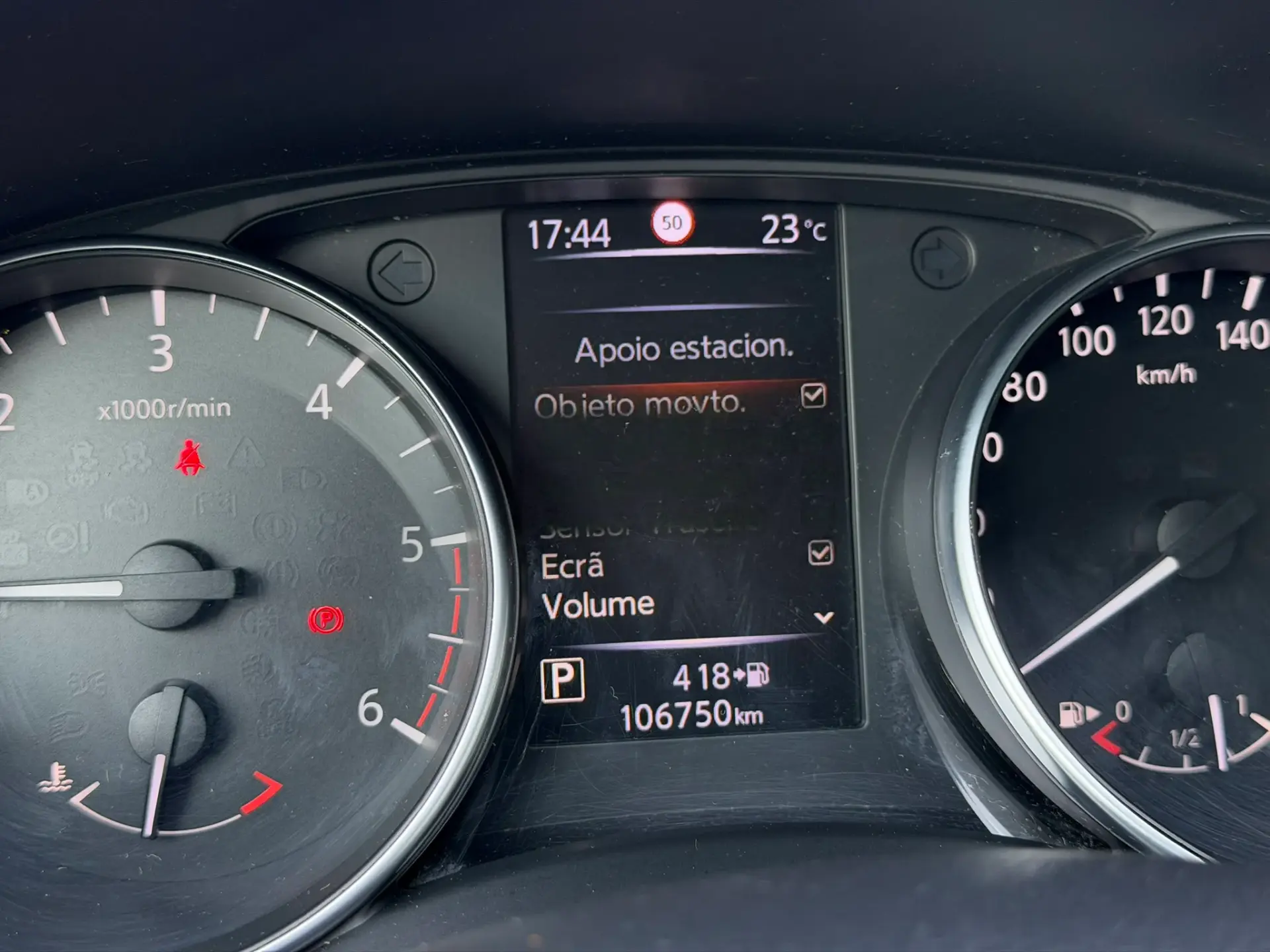 Nissan Qashqai 1.6 dCi Tekna Premium Pele Preta Xtronic 37