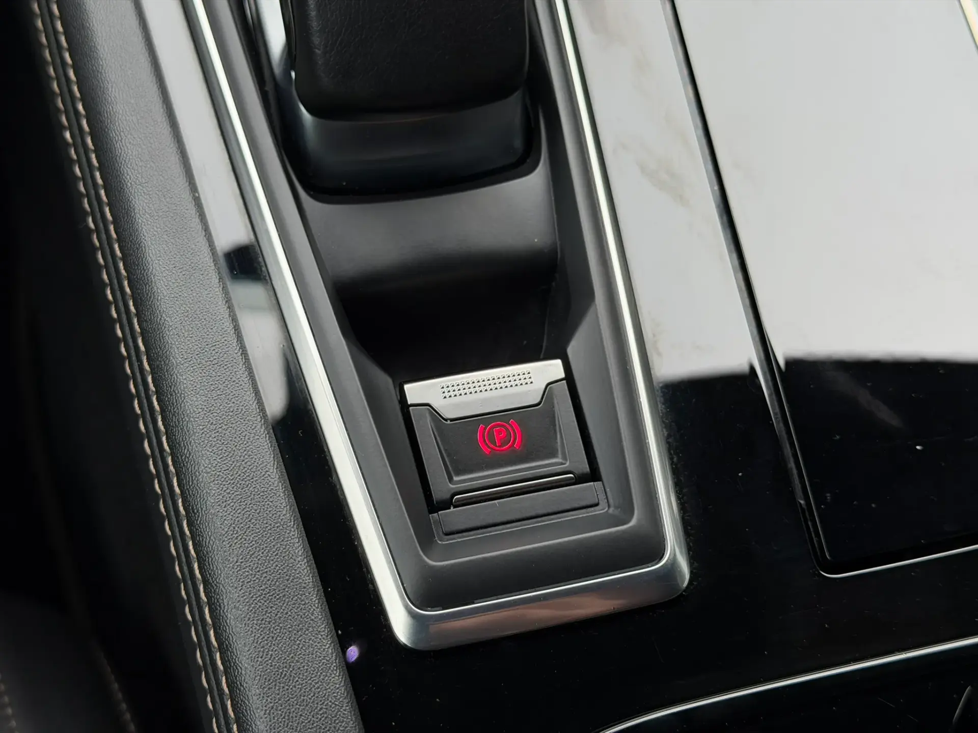 Peugeot 508 1.6 Hybrid GT e-EAT8 63
