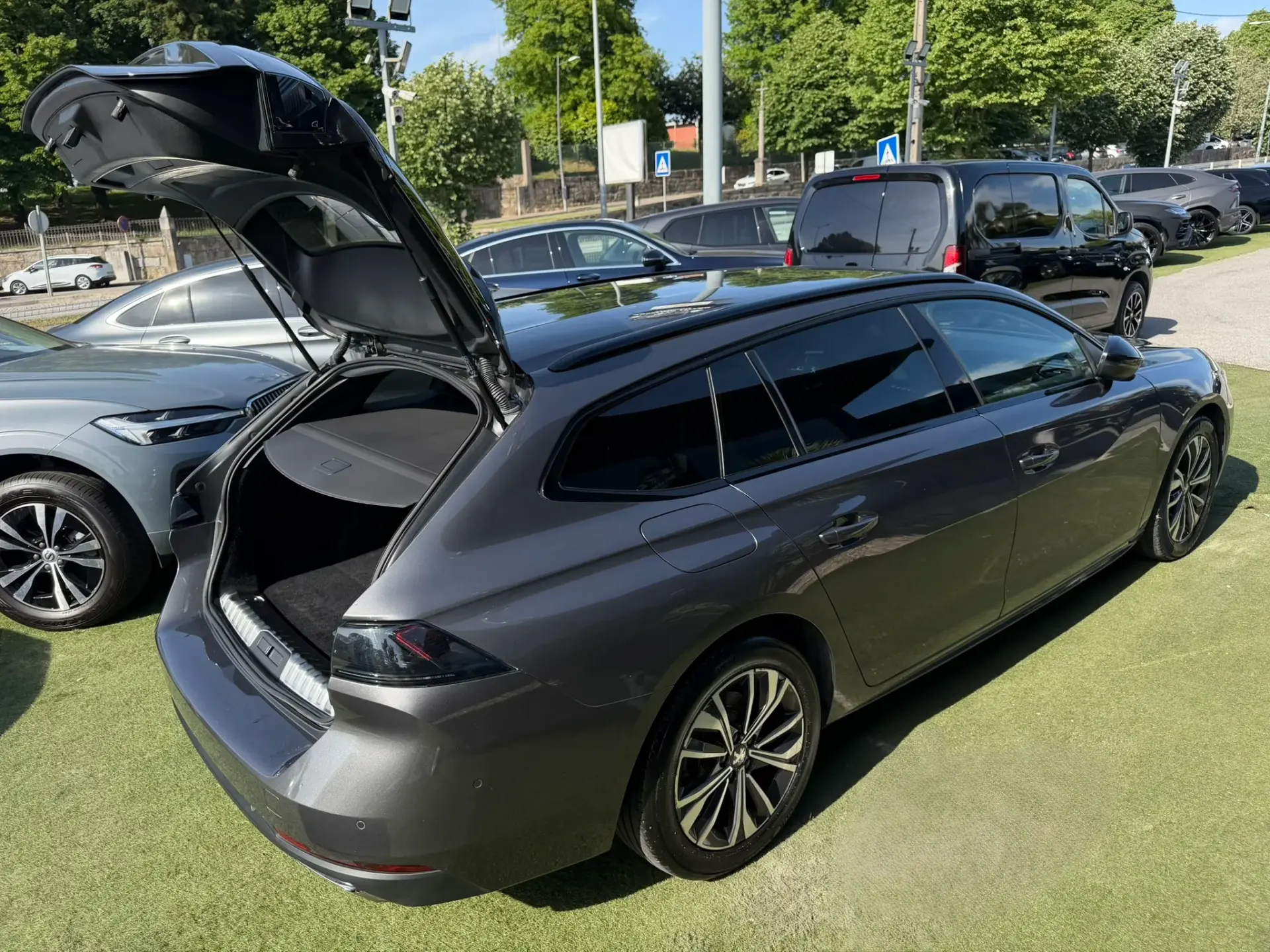Peugeot 508 SW 1.5 BlueHDi Allure Pack EAT8 61