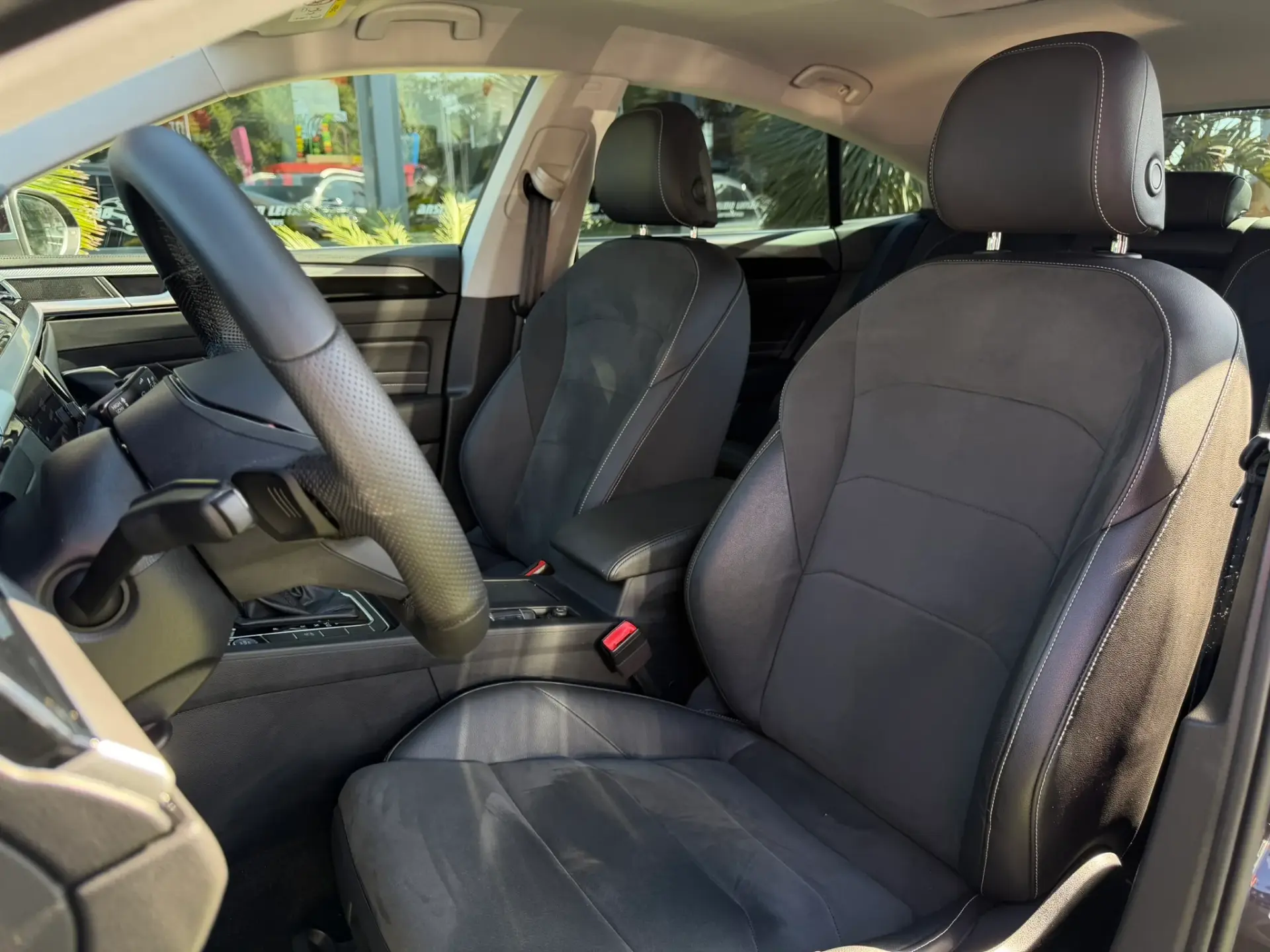 Volkswagen Arteon 2.0 TDI Elegance DSG 13