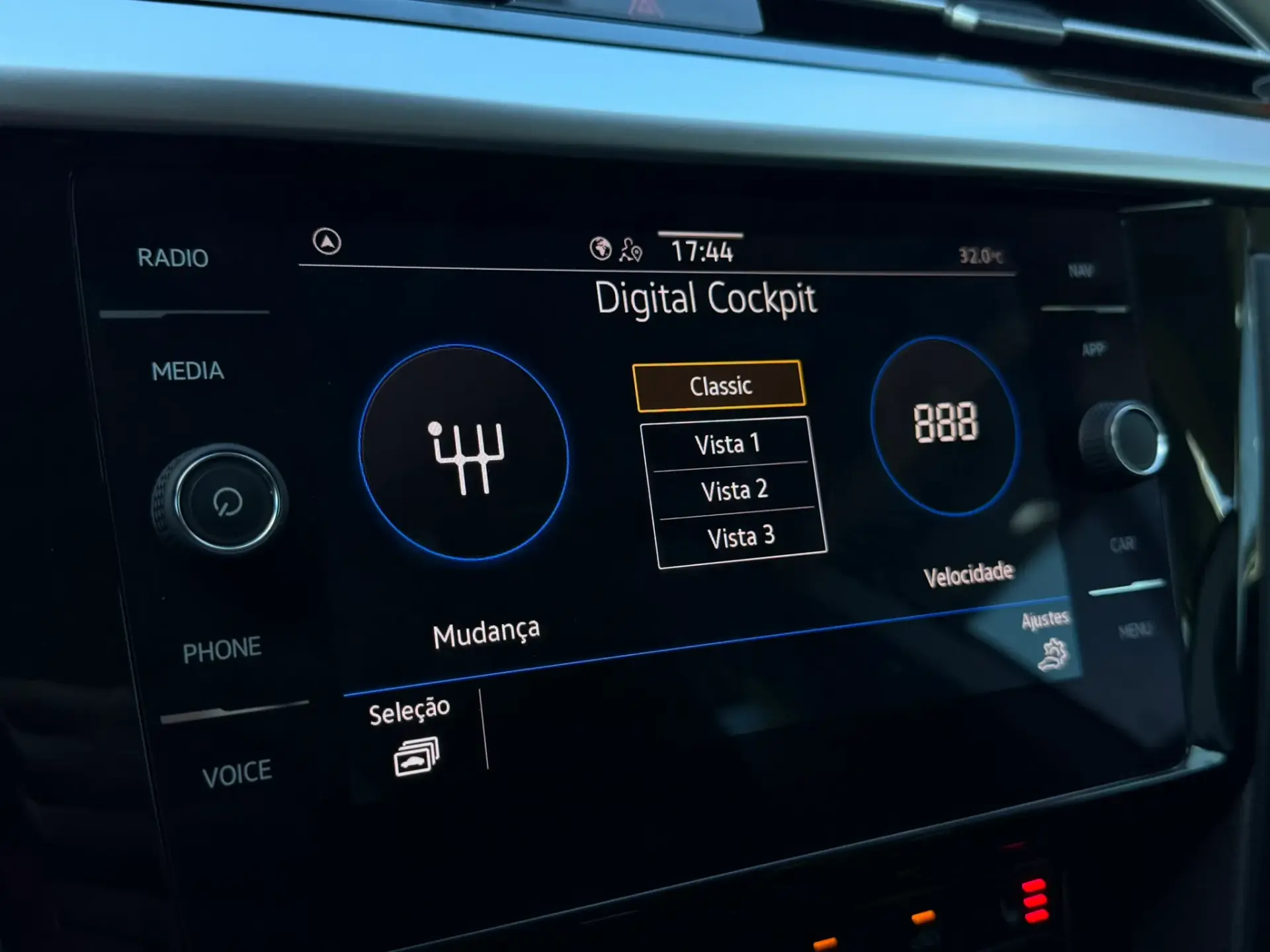 Volkswagen Arteon 2.0 TDI Elegance DSG 39