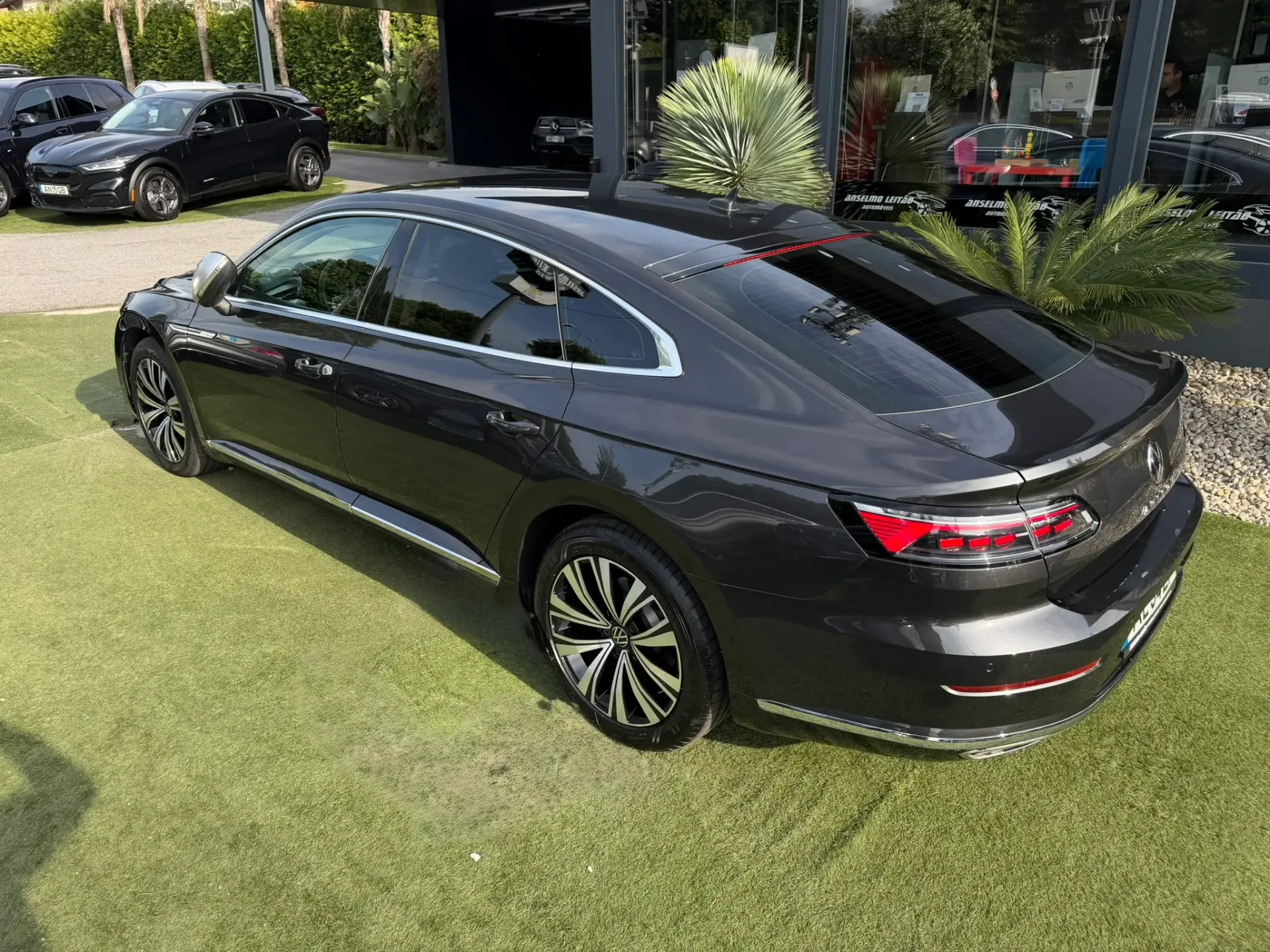 Volkswagen Arteon 1.4 TSI eHybrid Elegance 14