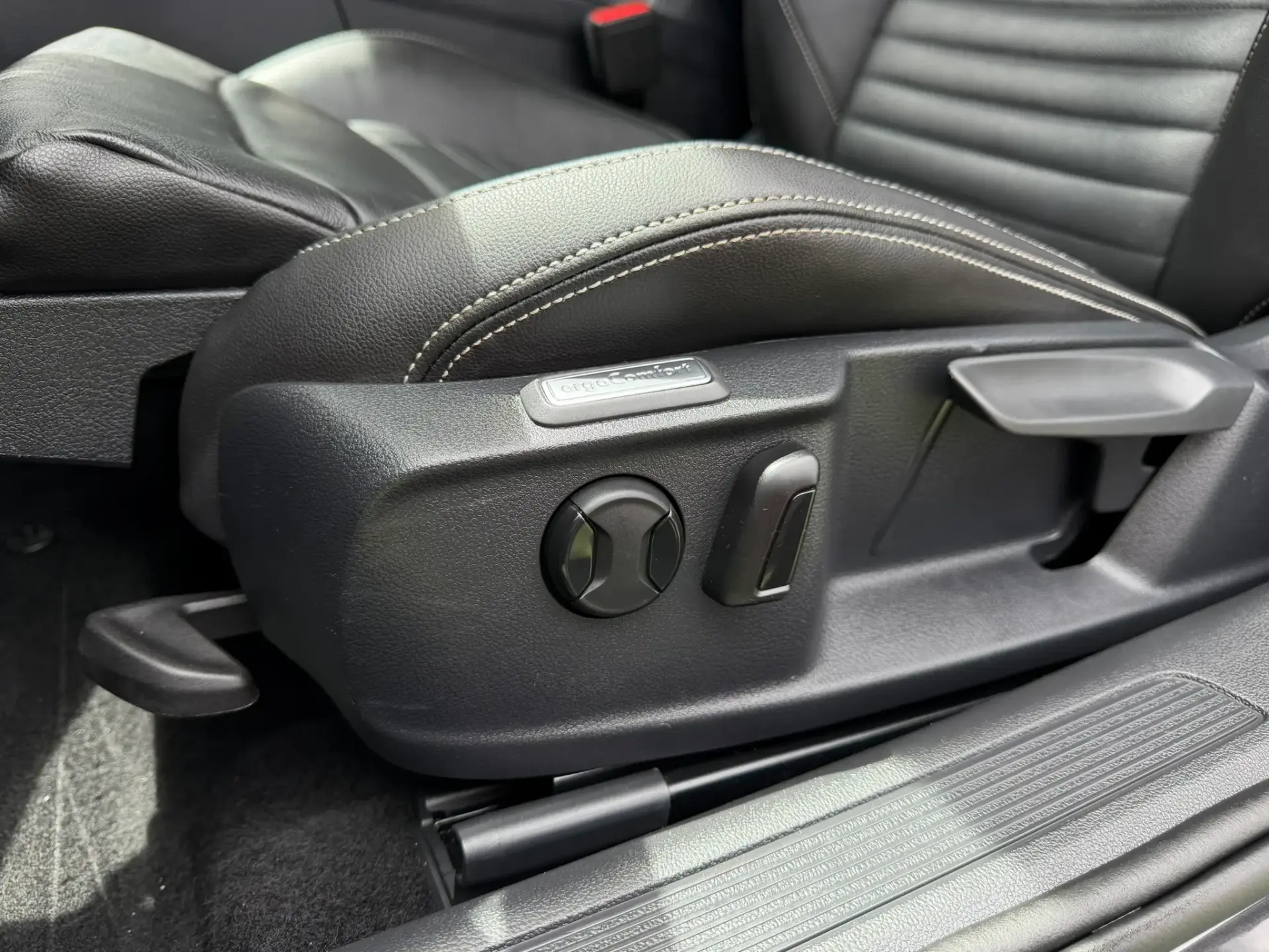 Volkswagen Passat 1.4 TSI GTE+ Plug-in 17
