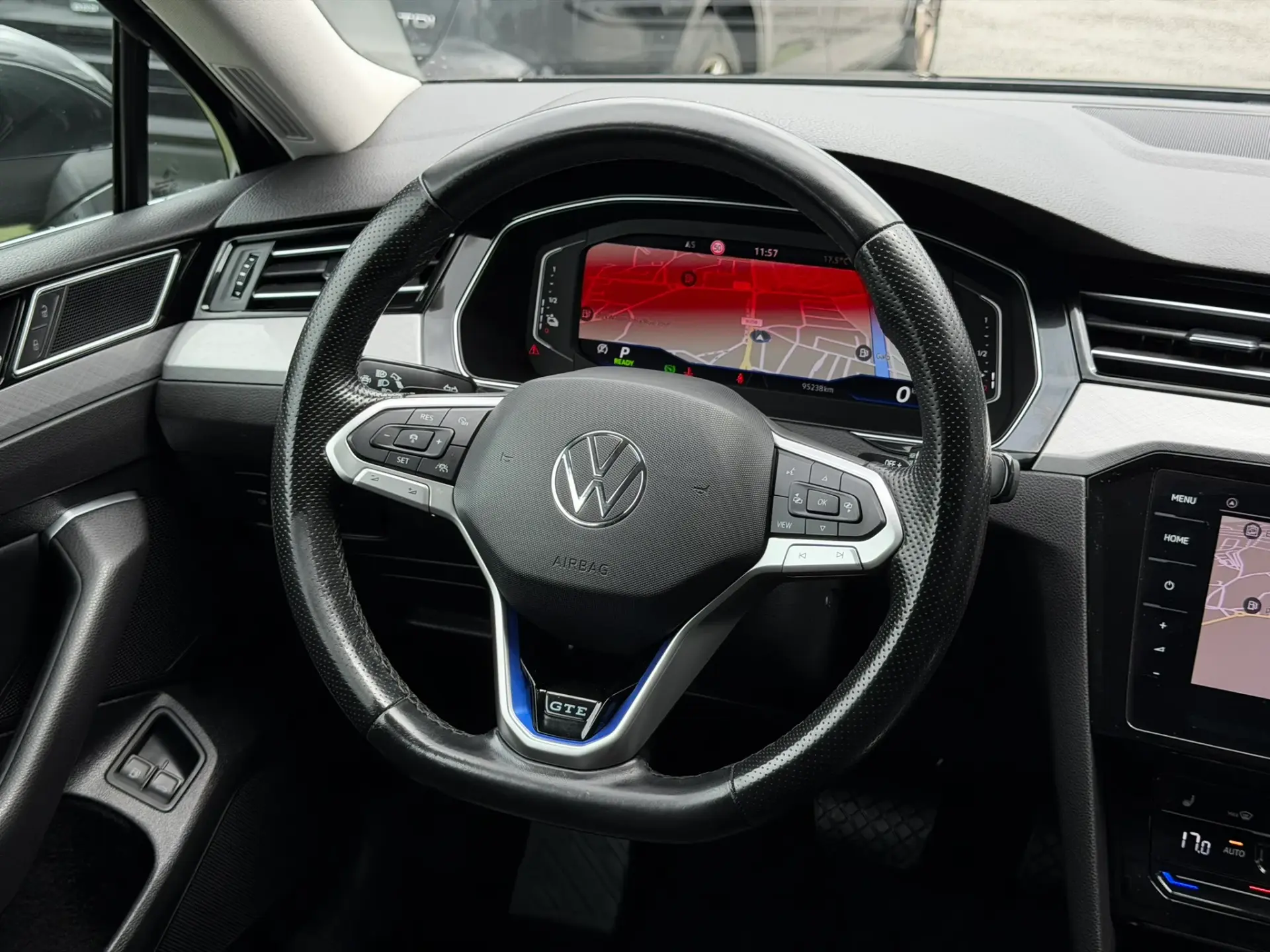 Volkswagen Passat 1.4 TSI GTE+ Plug-in 27