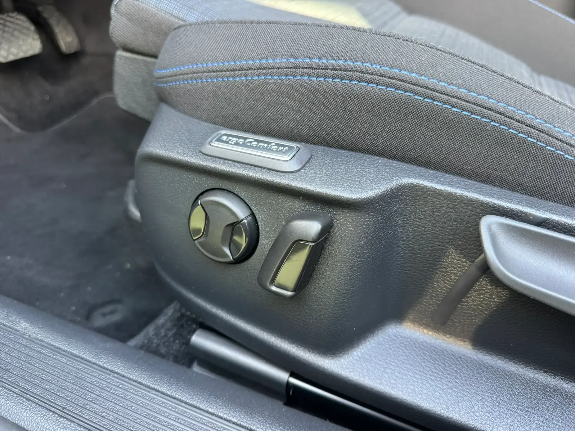 Volkswagen Passat 1.4 TSI GTE Plug-in 16