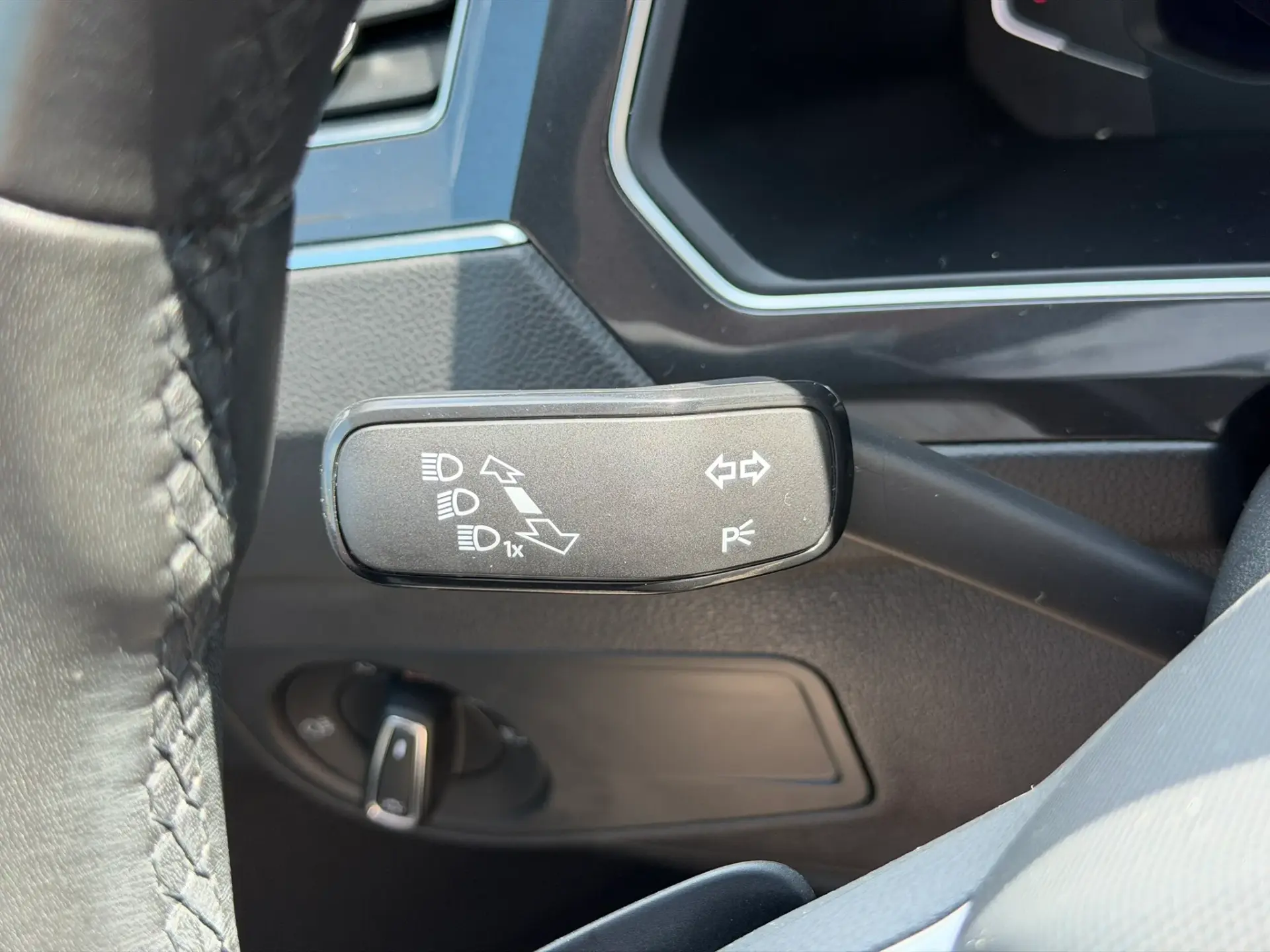 Volkswagen Tiguan 1.4 TSI eHybrid Life DSG 27