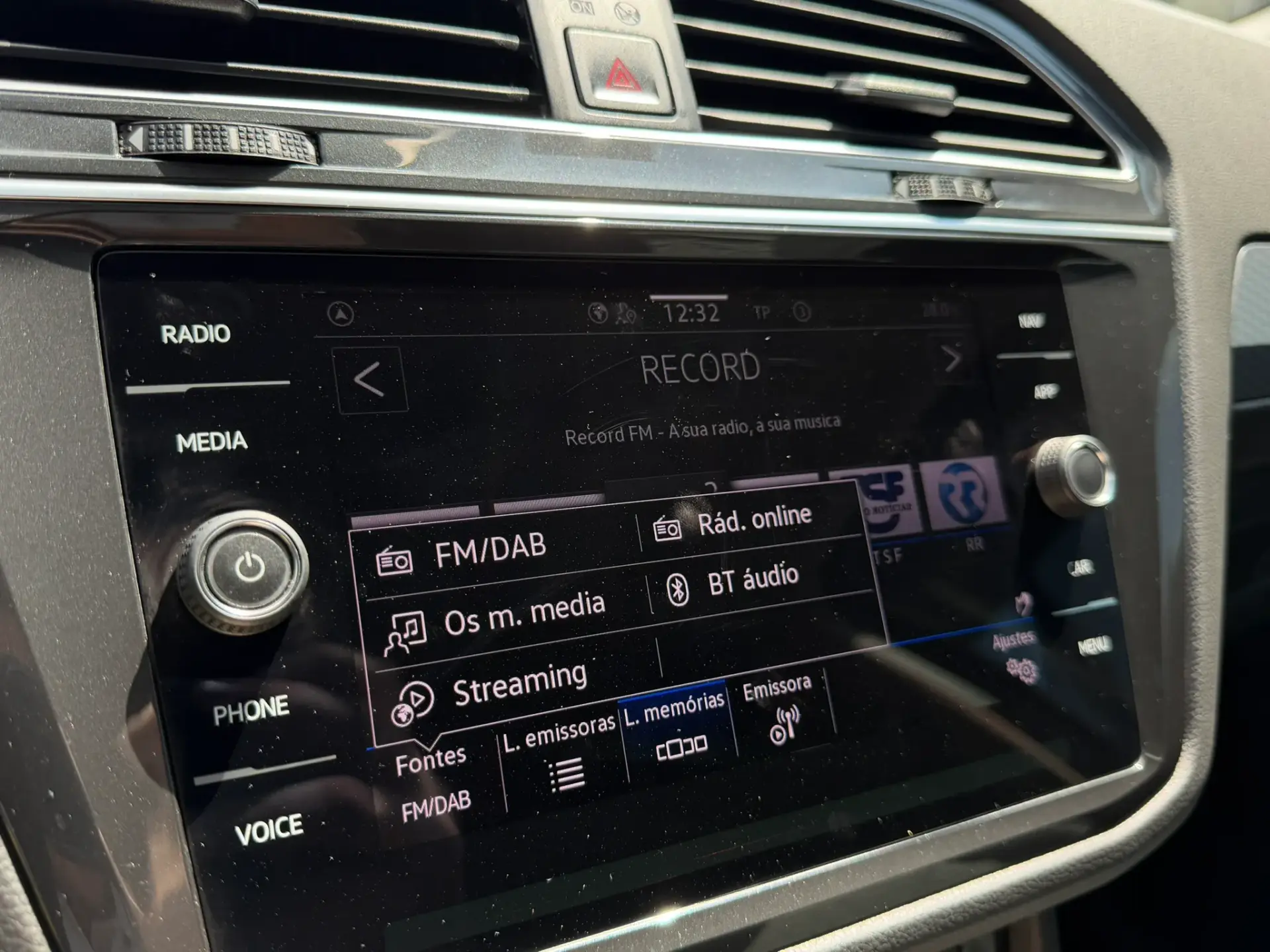 Volkswagen Tiguan 1.4 TSI eHybrid Life DSG 33
