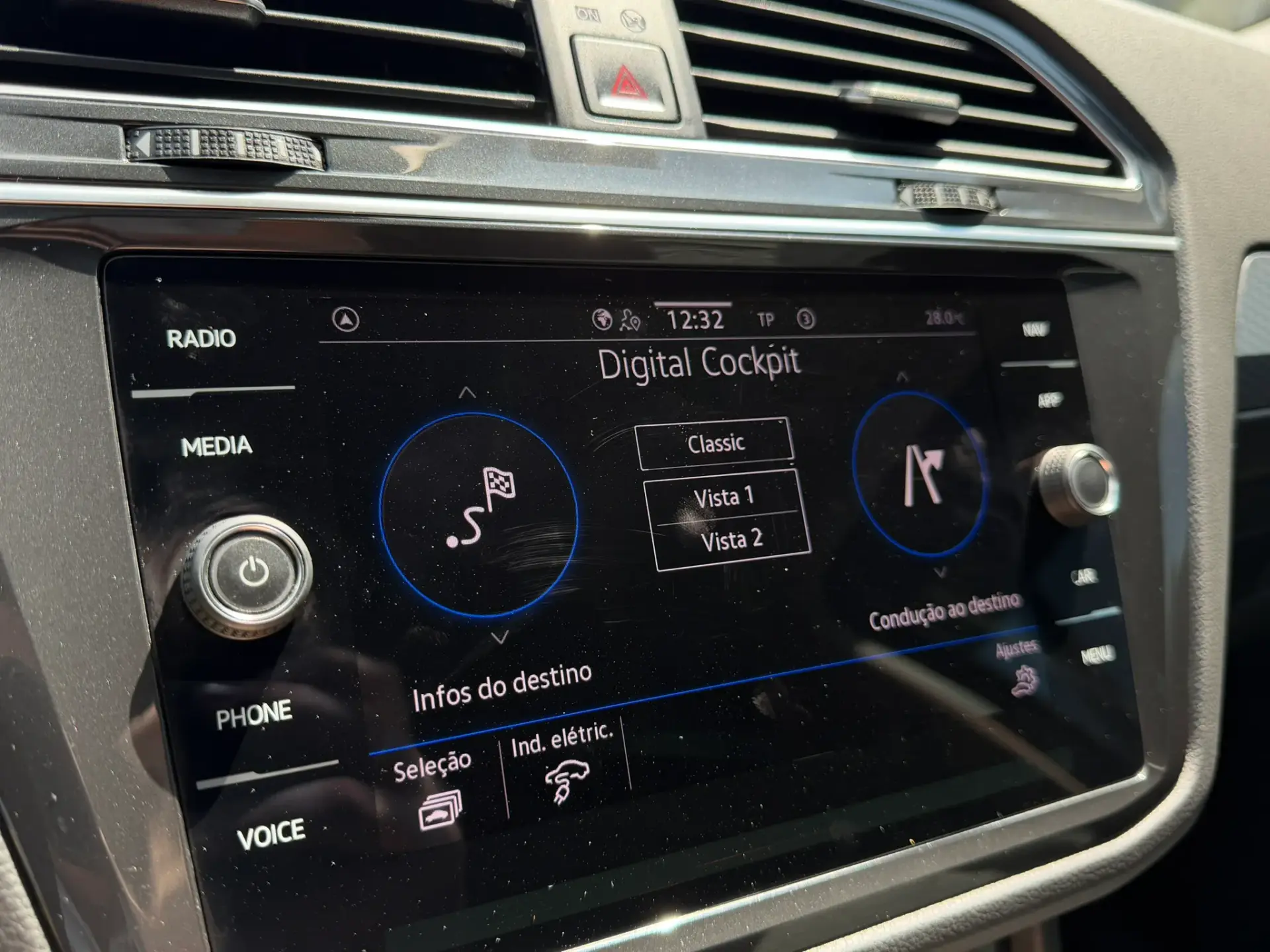 Volkswagen Tiguan 1.4 TSI eHybrid Life DSG 36