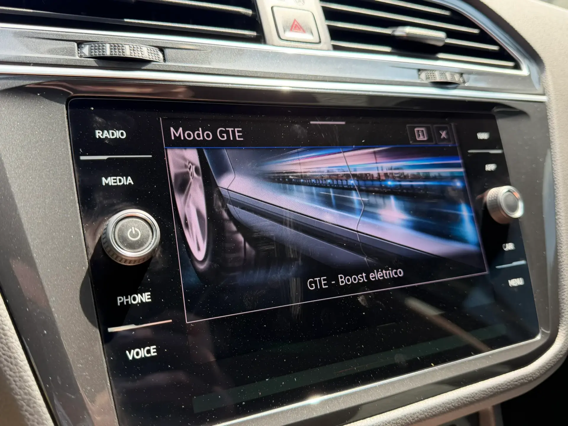 Volkswagen Tiguan 1.4 TSI eHybrid Life DSG 49