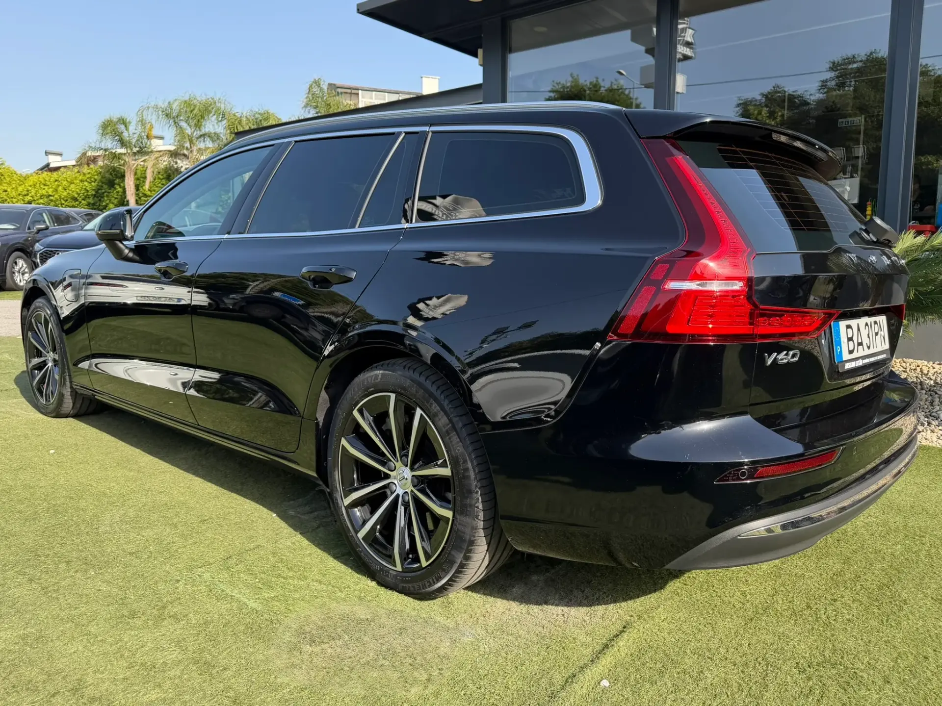 Volvo V60 2.0 T6 AWD TE Essential 13