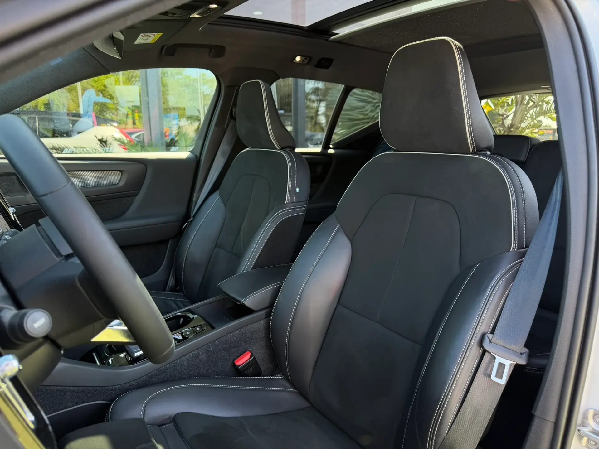 Volvo XC 40 1.5 T4 PHEV R-Design 19