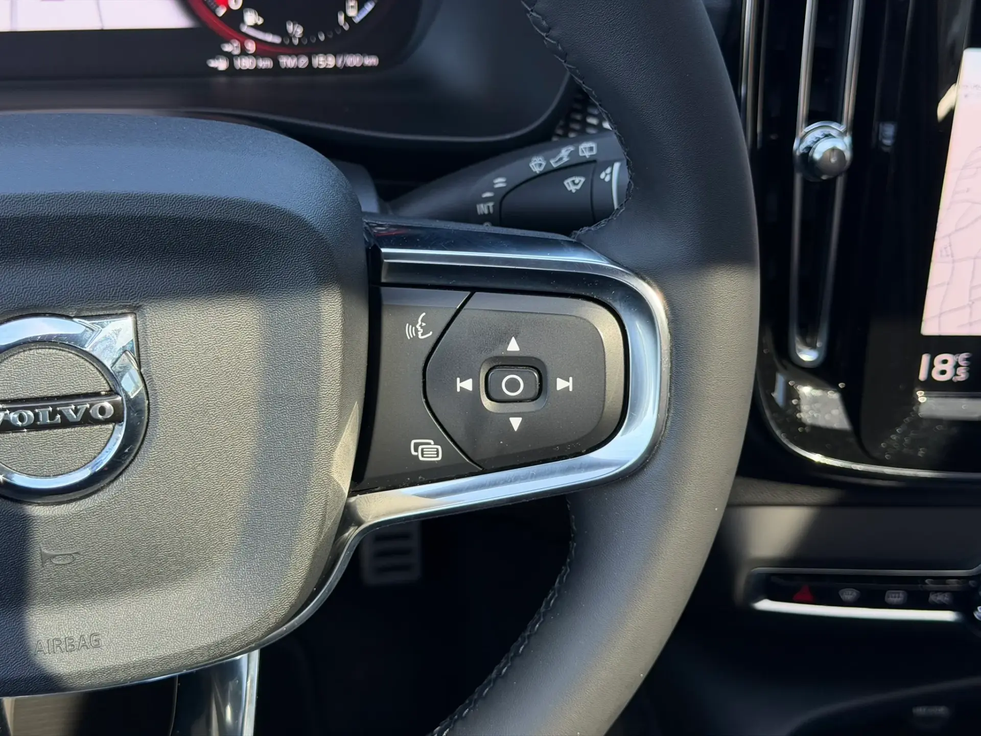 Volvo XC 40 1.5 T4 PHEV R-Design 35