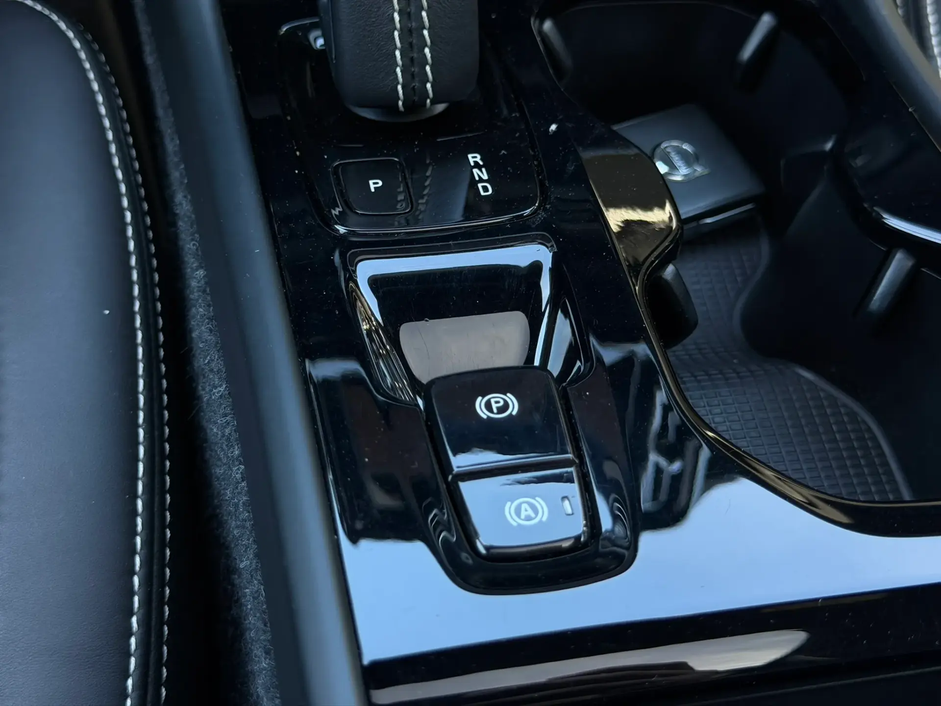 Volvo XC 40 1.5 T4 PHEV R-Design 57
