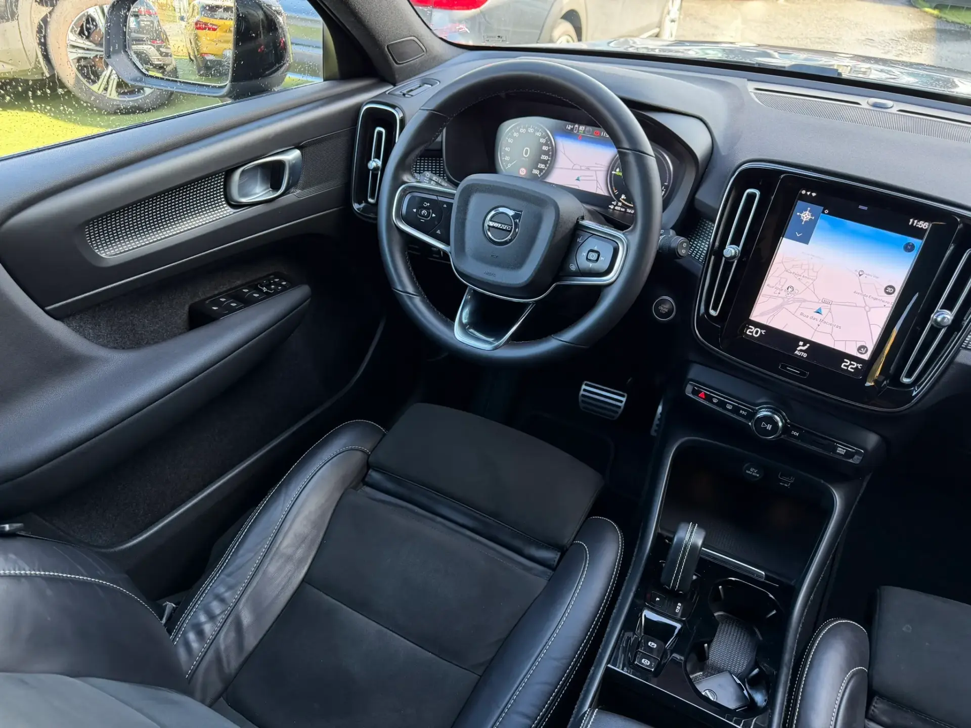 Volvo XC 40 1.5 T5 PHEV R-Design 24