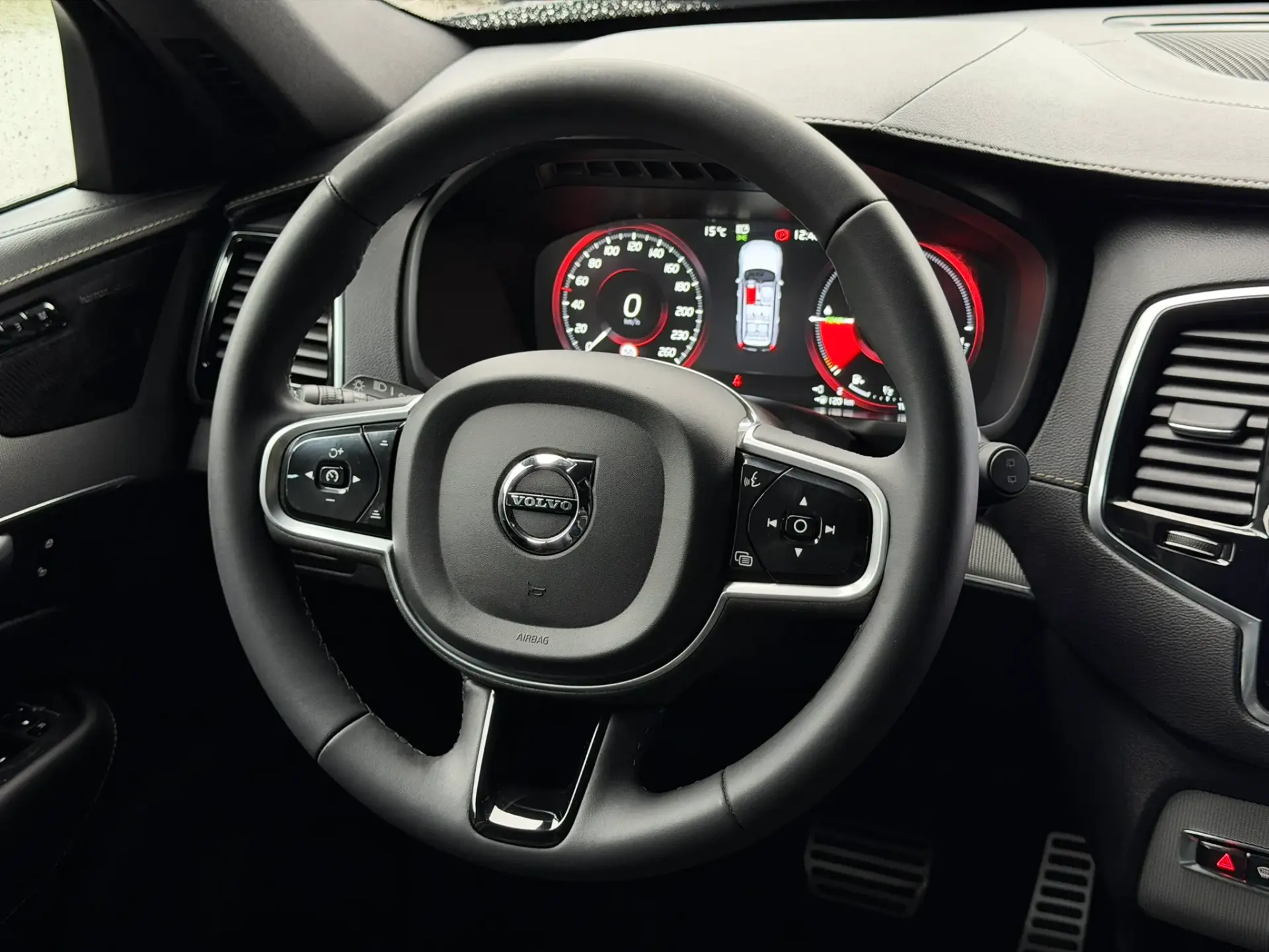 Volvo XC 90 2.0 T8 PHEV Plus Dark AWD 33