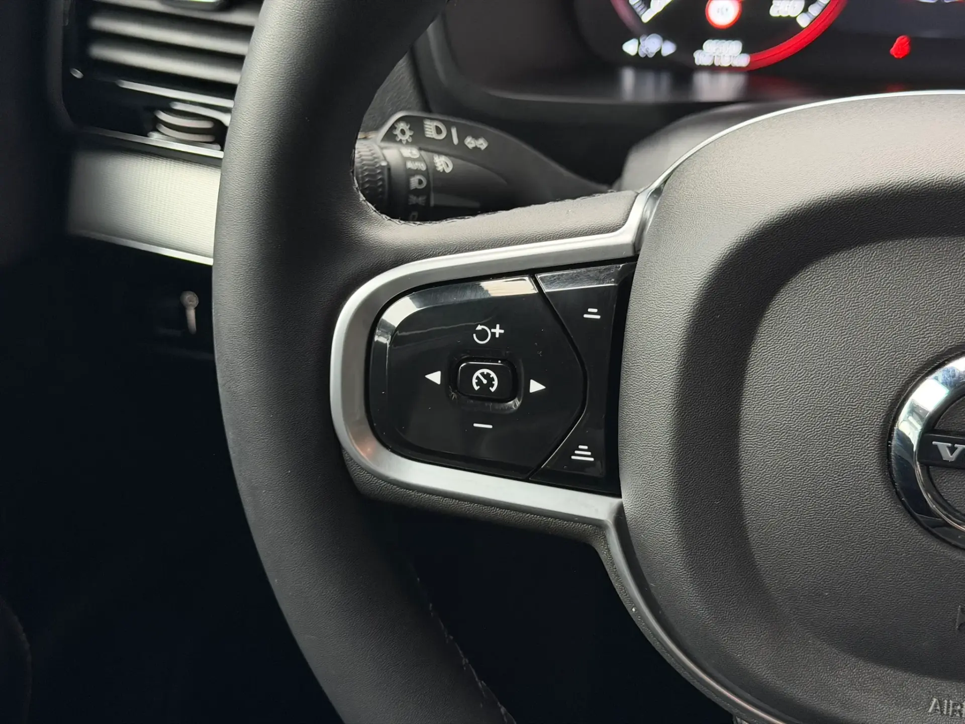Volvo XC 90 2.0 T8 PHEV Plus Dark AWD 39
