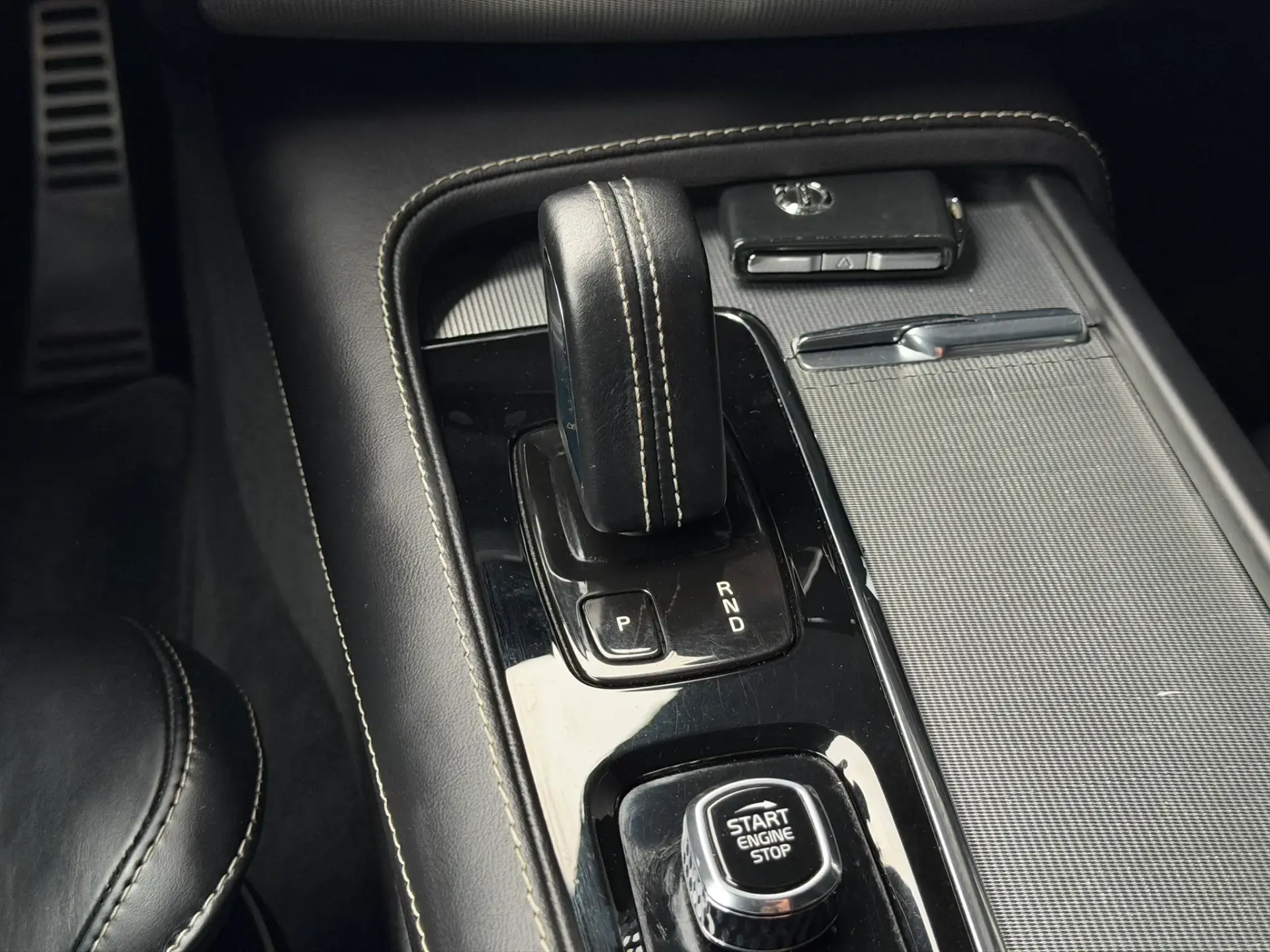 Volvo XC 90 2.0 T8 PHEV Plus Dark AWD 62