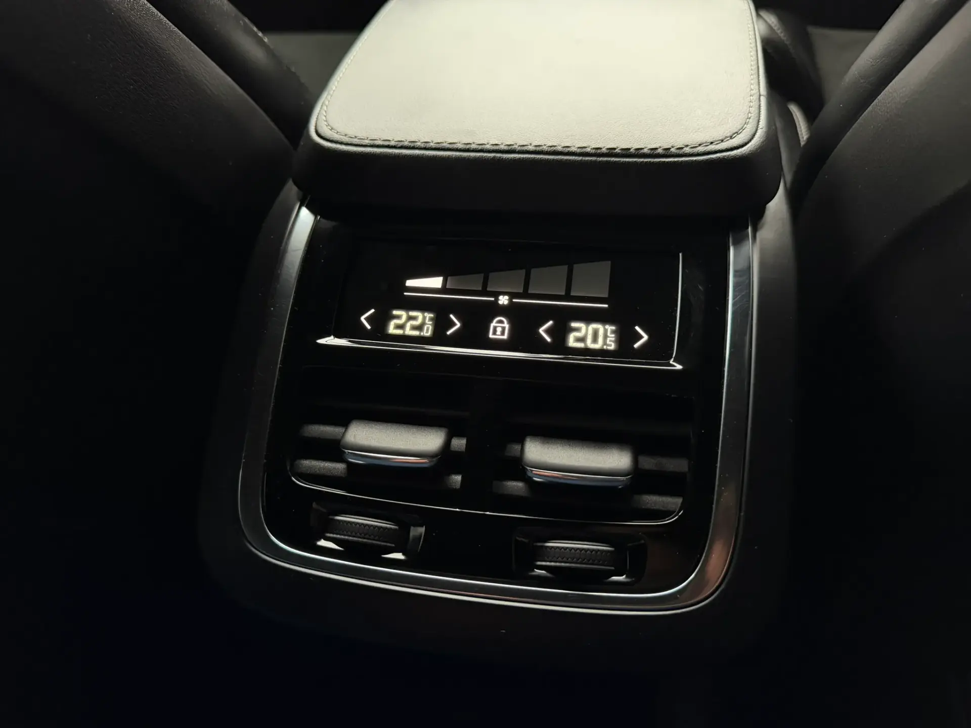 Volvo XC 90 2.0 T8 PHEV Plus Dark AWD 65