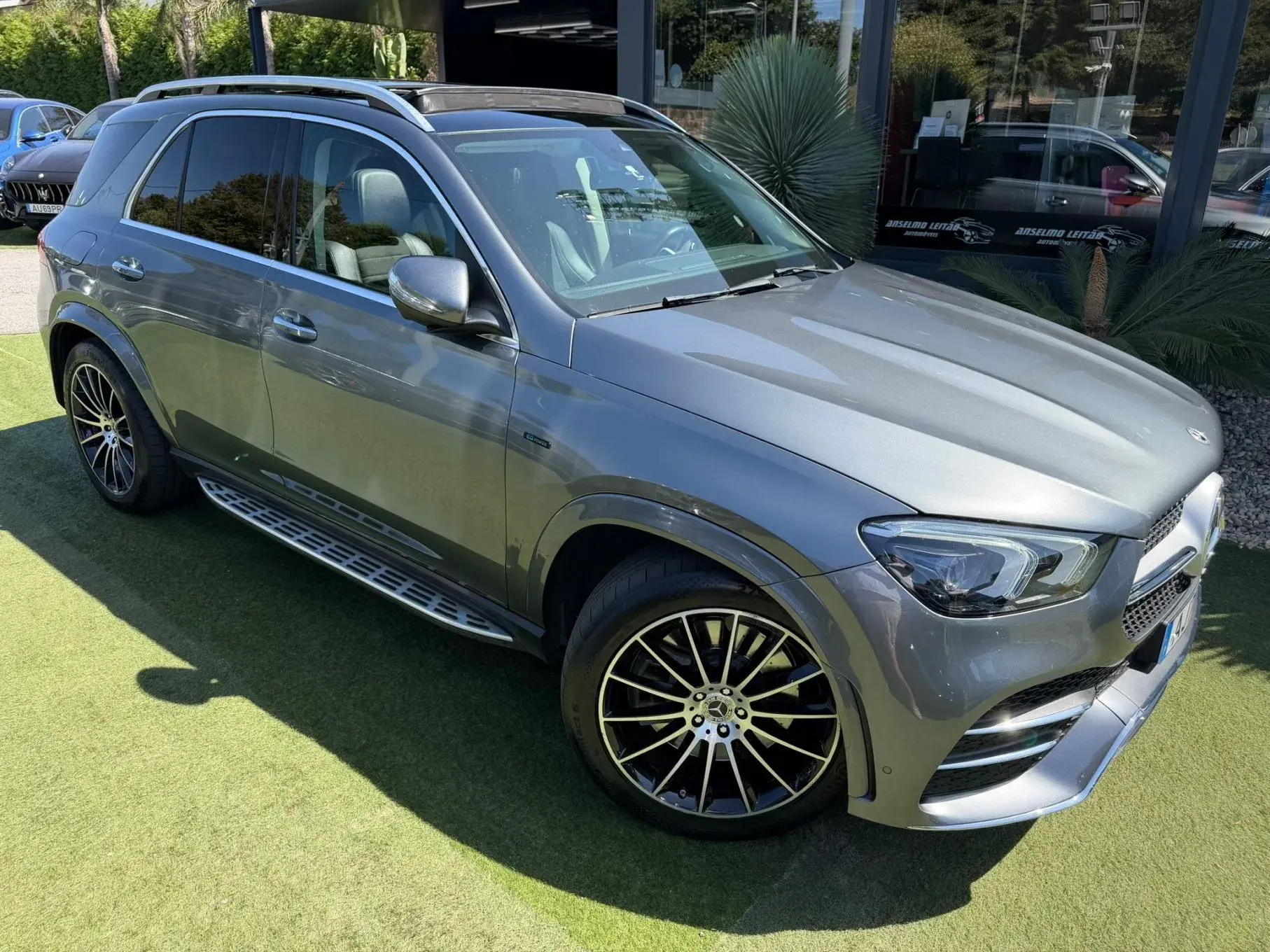 Mercedes-Benz GLE 350 de 4Matic 12