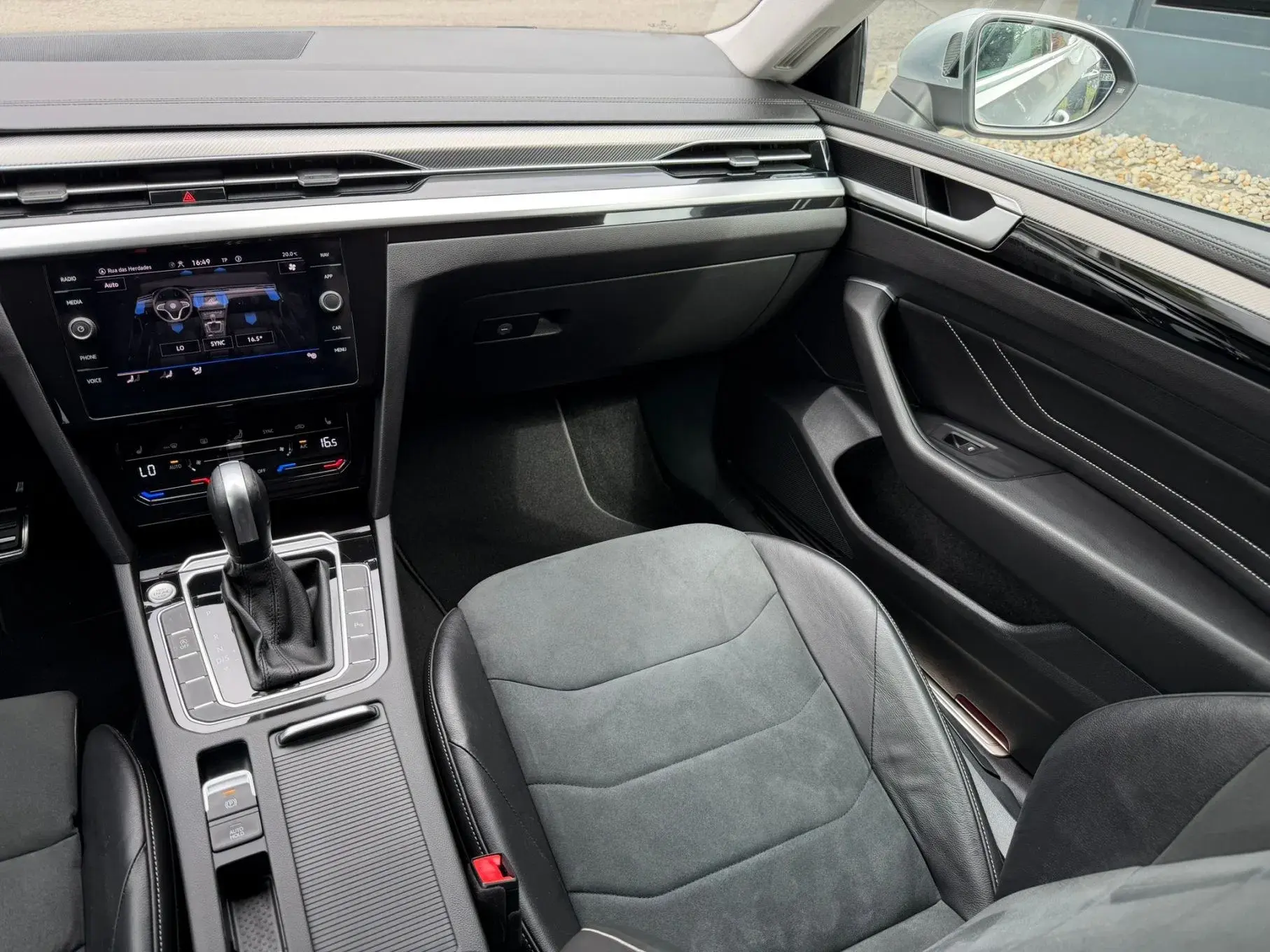 Volkswagen Arteon 2.0 TDI Elegance DSG 14