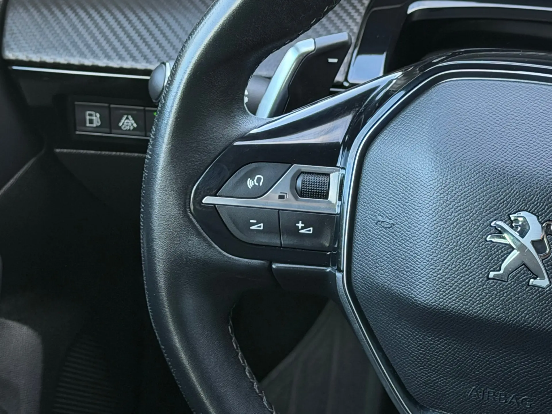 Peugeot 508 SW 1.6 Hybrid Allure e-EAT8 36