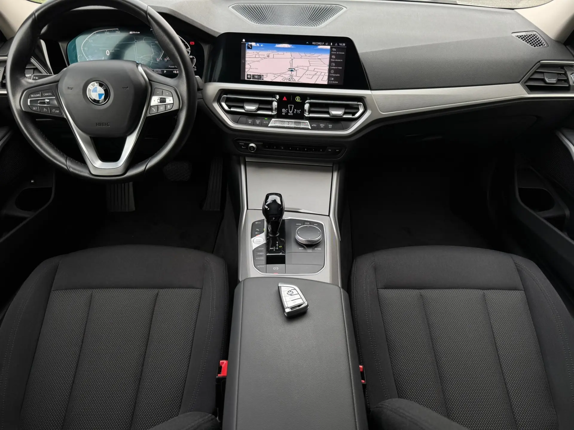 BMW 330 e Corporate Edition Auto 19