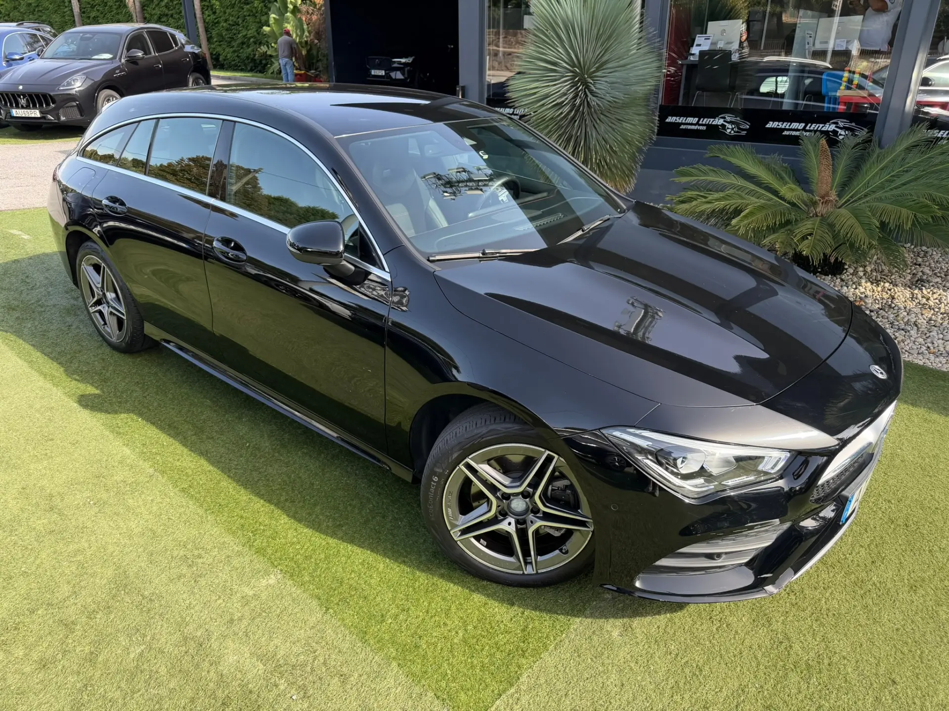 Mercedes-Benz CLA 250 e Shooting Brake AMG Line 8
