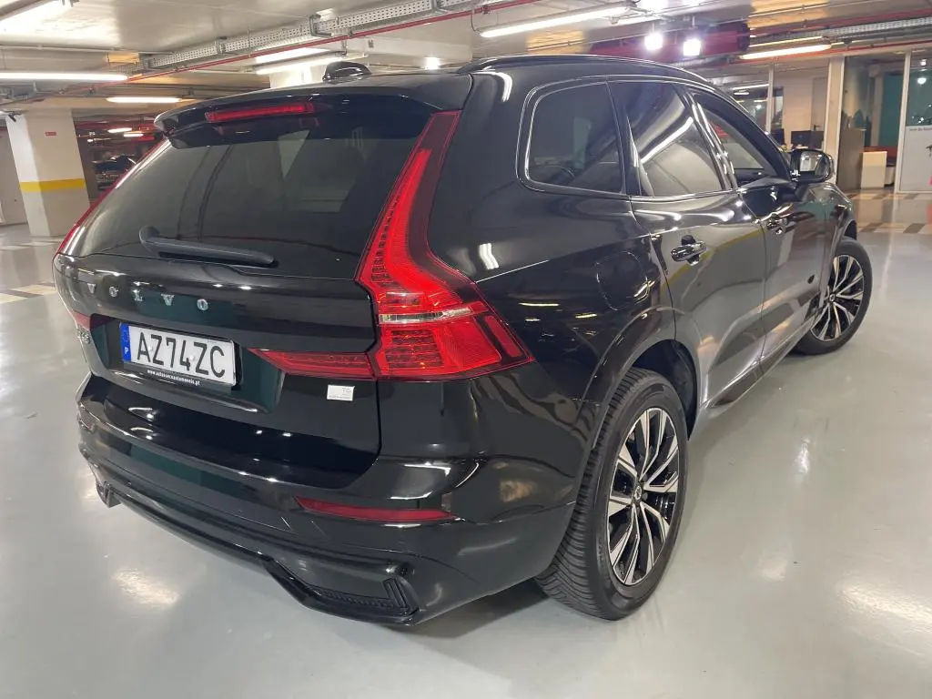 Volvo XC 60 2.0 T6 PHEV Plus Dark AWD 2