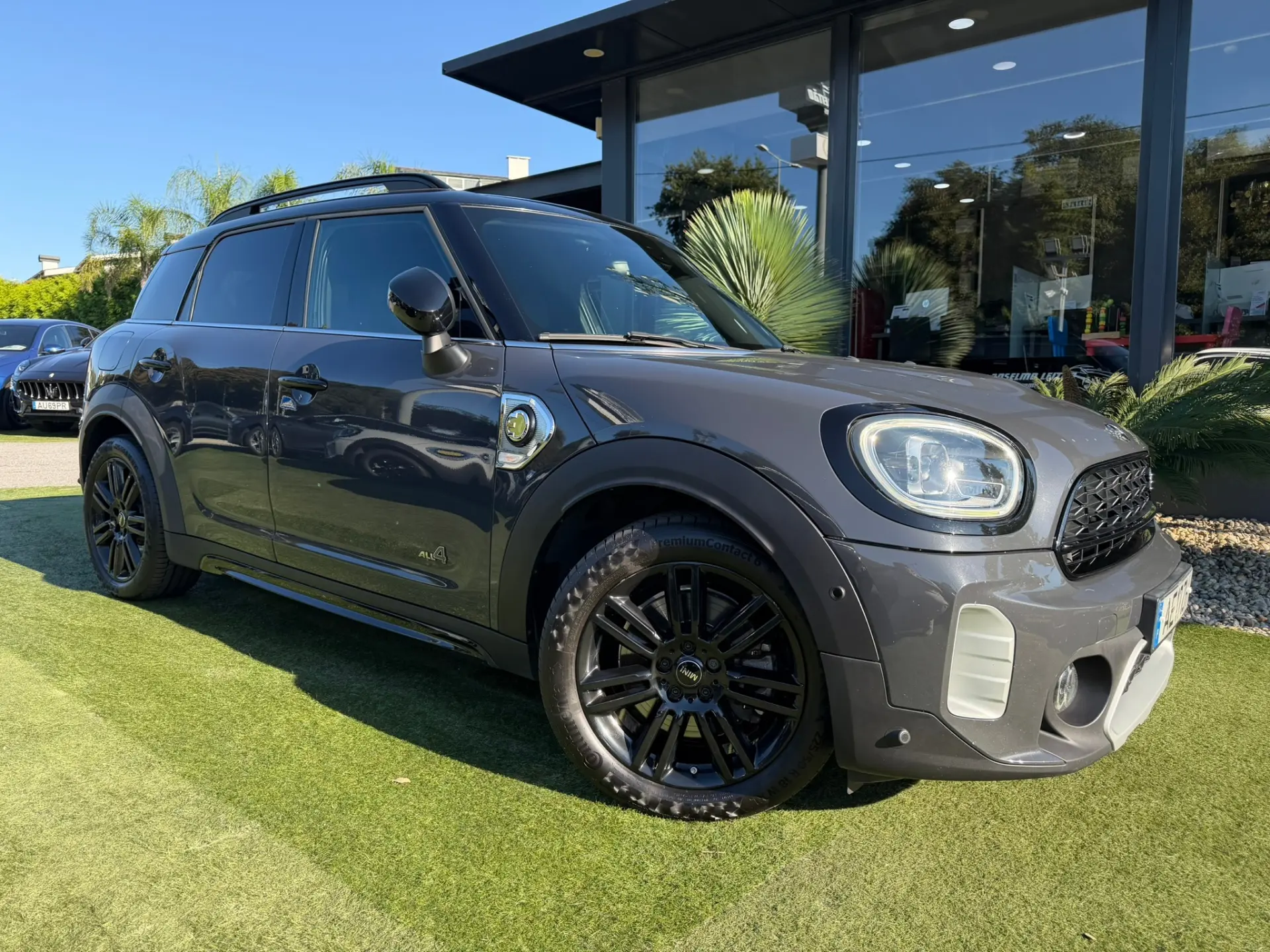 MINI Countryman Cooper SE ALL4 Auto 8