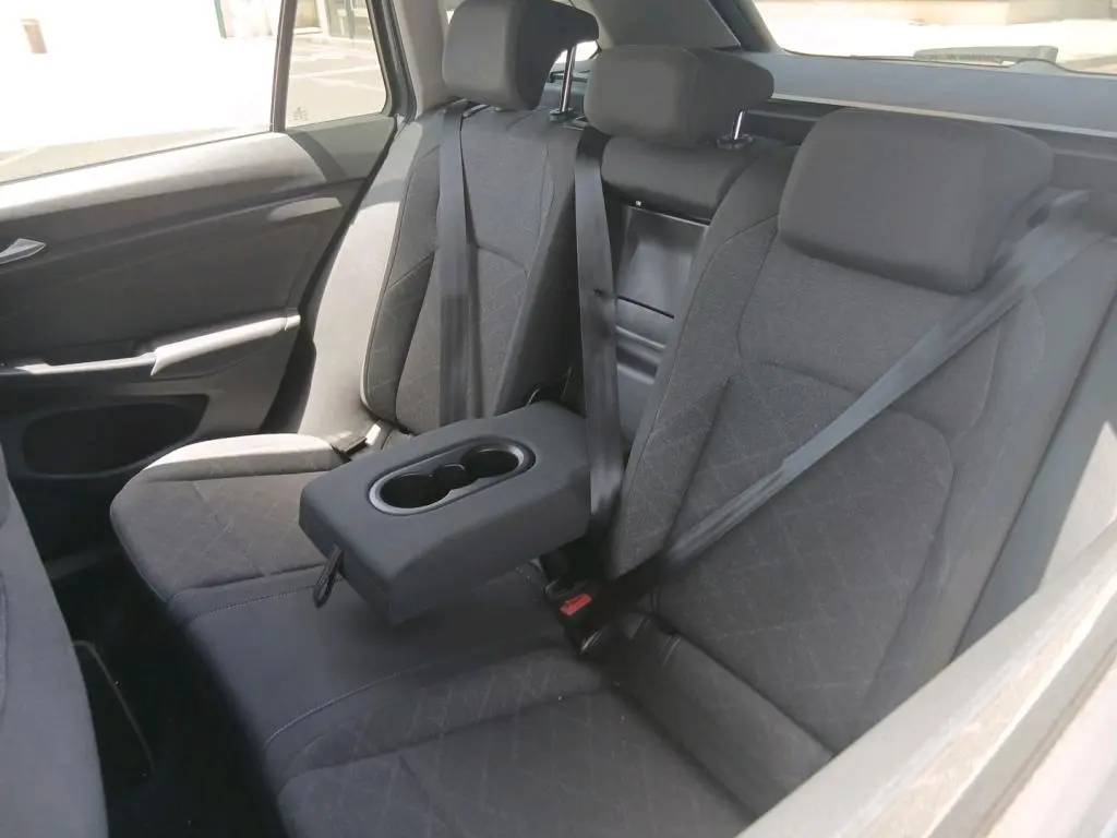 Volkswagen Golf Variant 2.0 TDi Life DSG 8