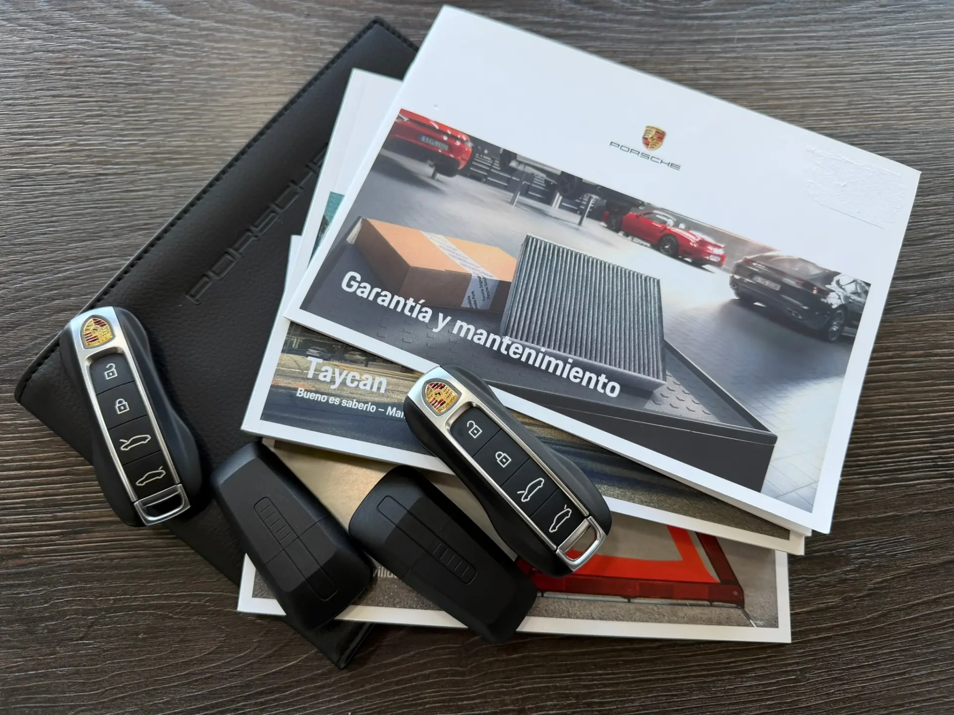 Porsche Taycan Sport Turismo Standard 81