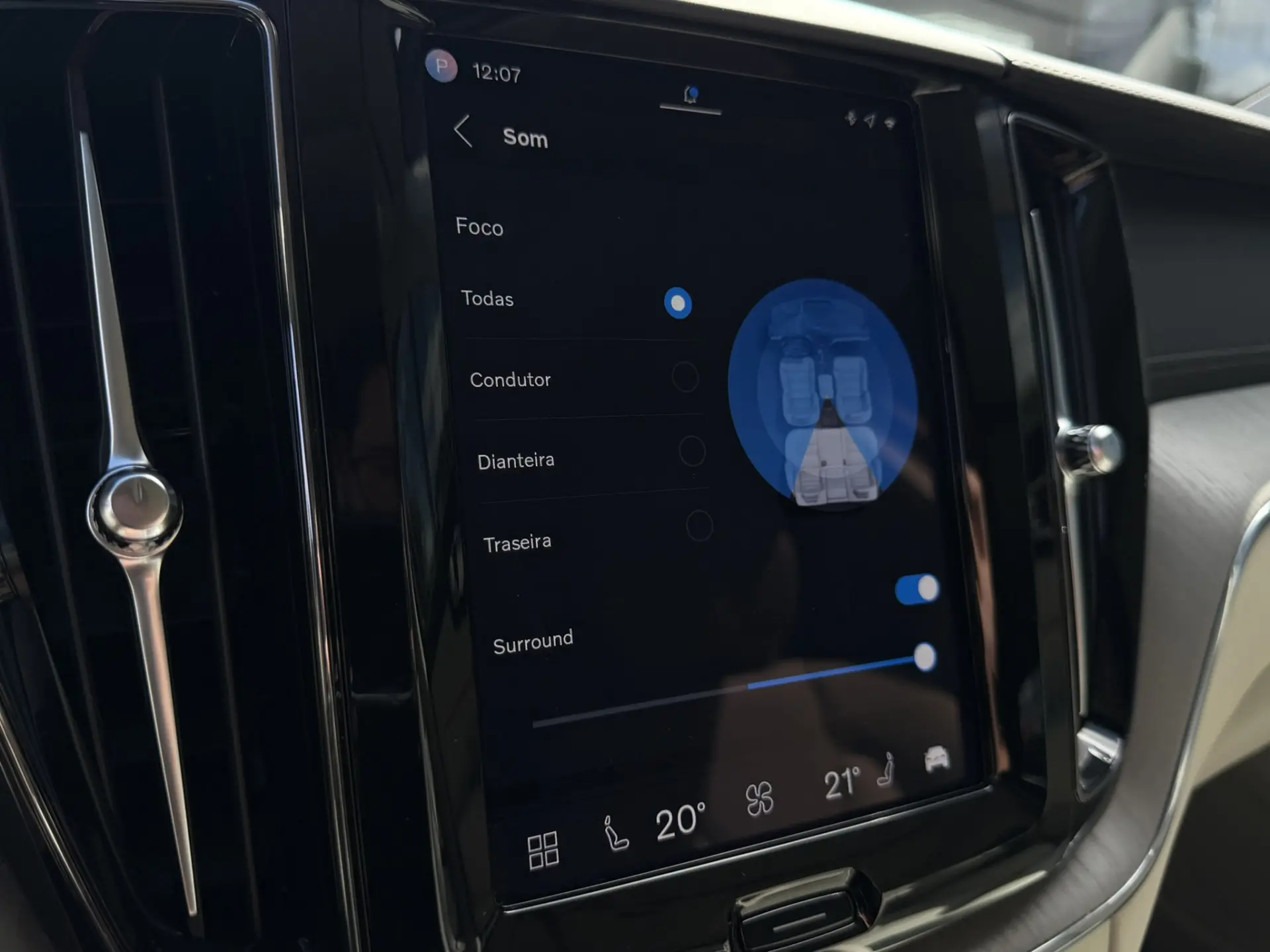 Volvo XC 60 2.0 T6 PHEV Ultimate Dark AWD 40