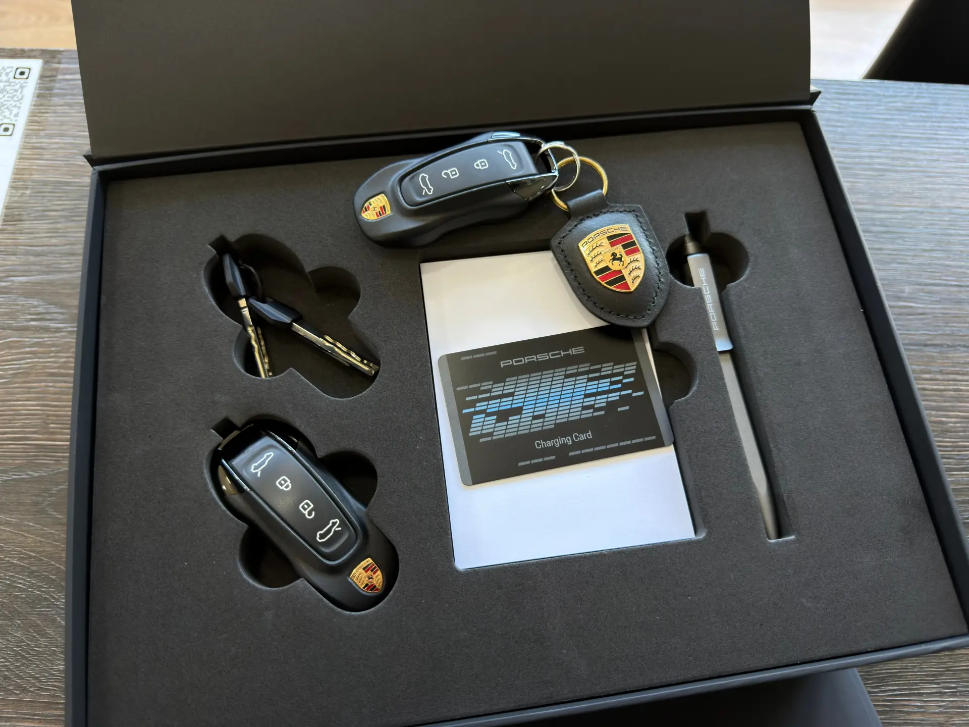 Porsche Macan Electric 4 91