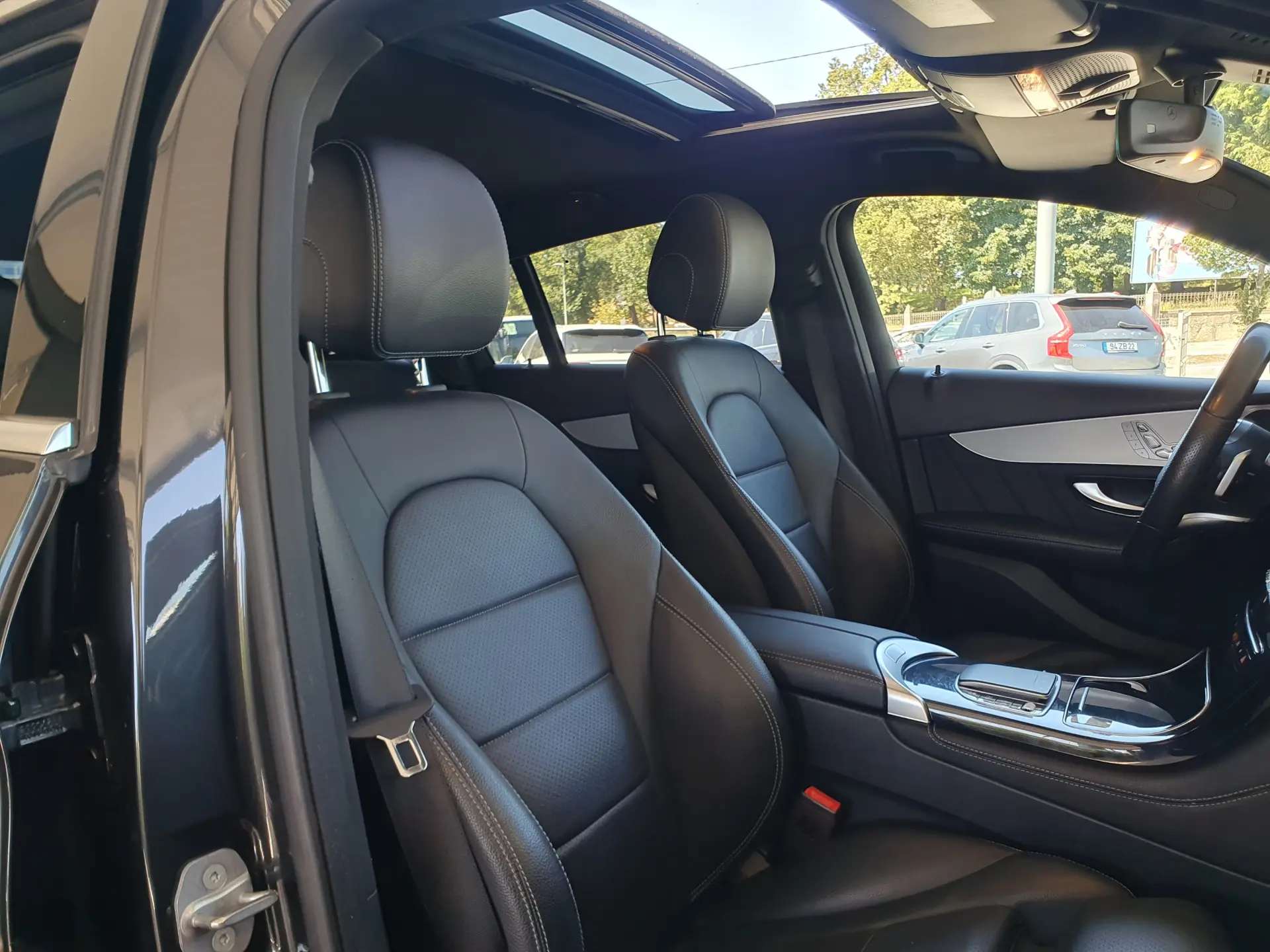 Mercedes-Benz GLC 300 e Coupé 4Matic 17