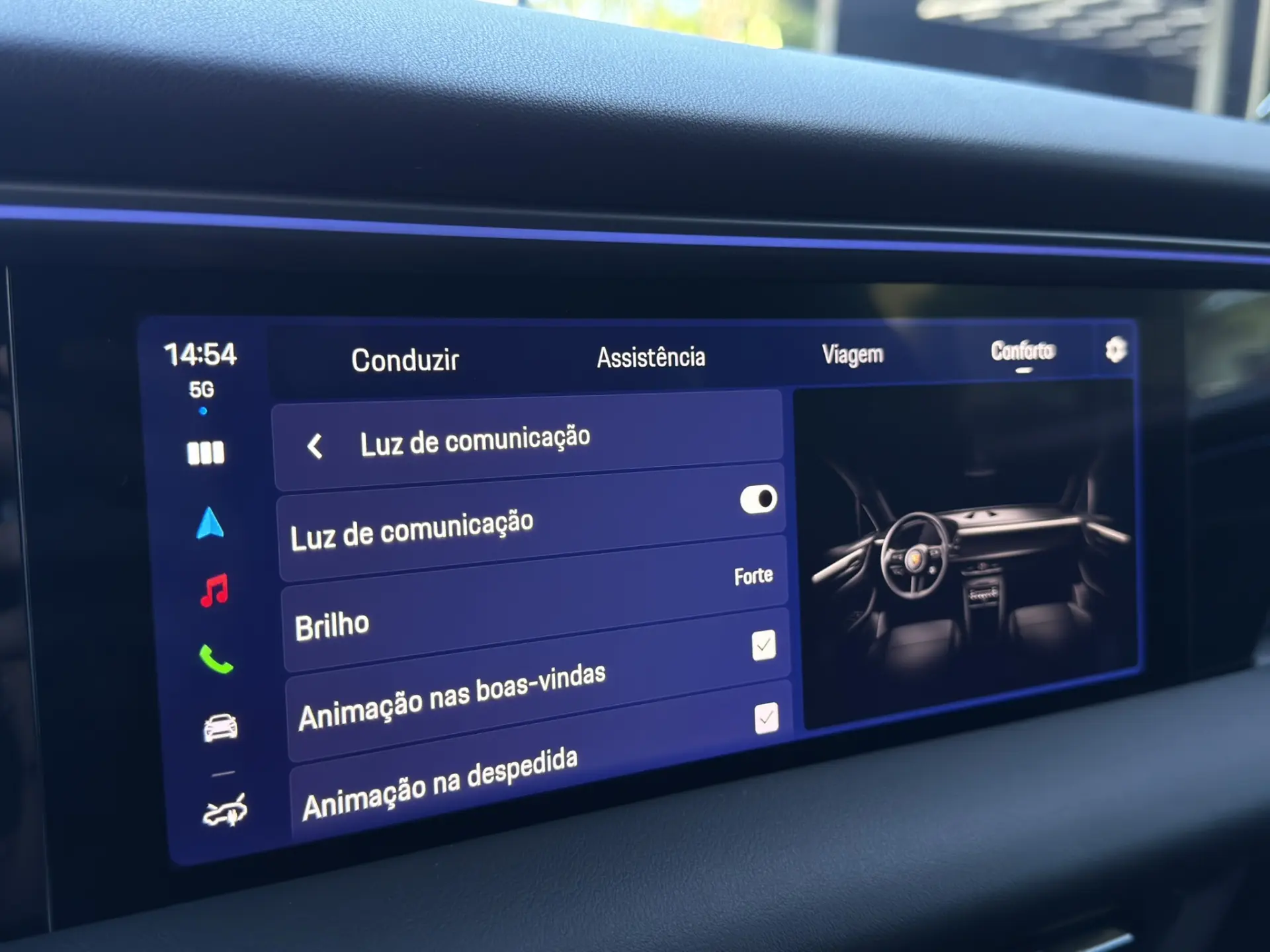 Porsche Macan Electric 4 58