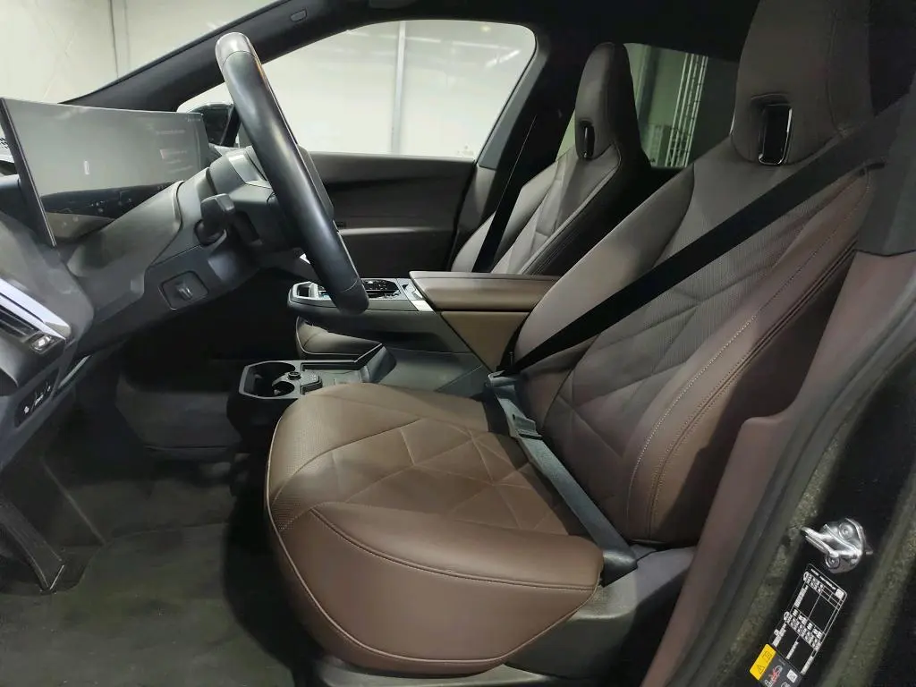 BMW iX xDrive 40 Pack Desportivo 6