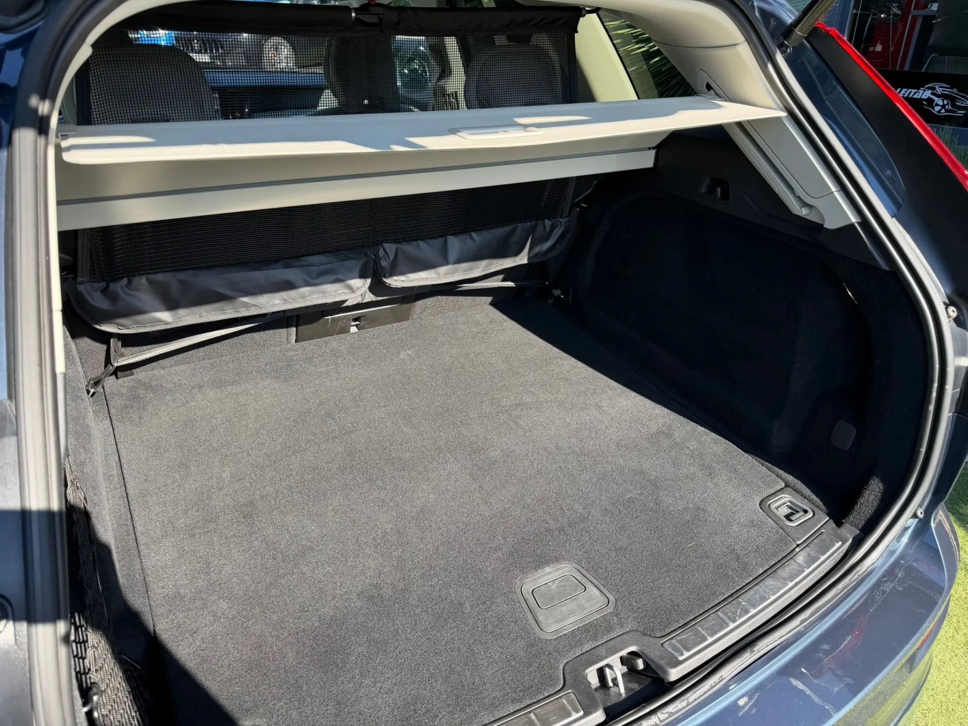 Volvo XC 60 2.0 B4 Plus Bright 54