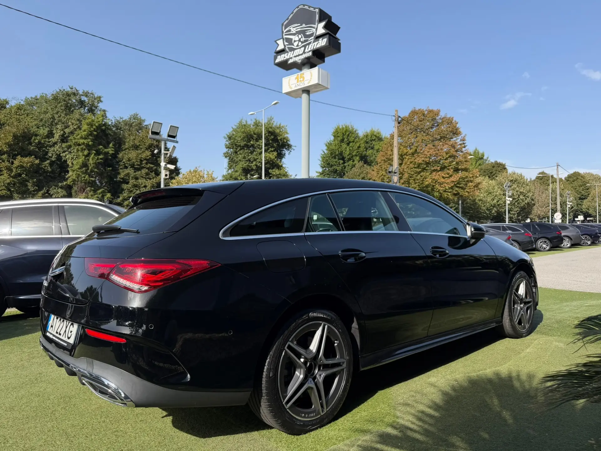 Mercedes-Benz CLA 250 e Shooting Brake AMG Line 1
